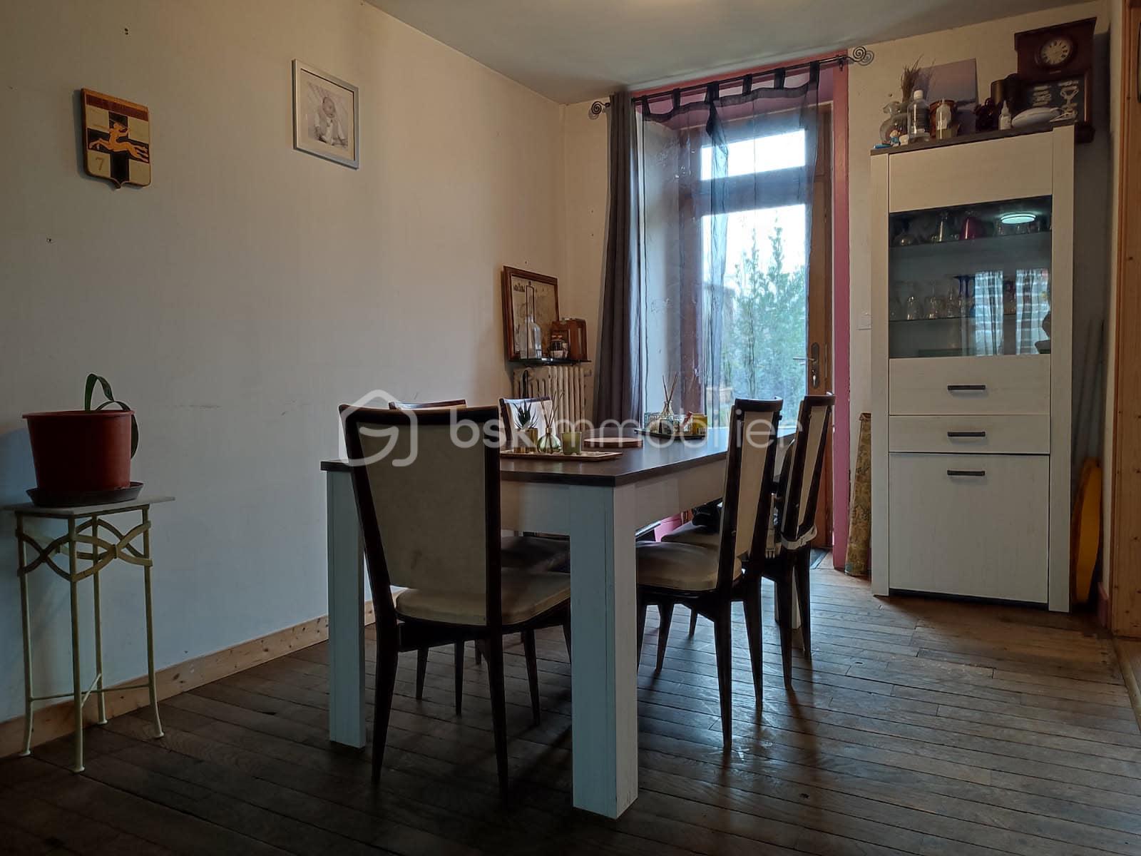 Maison de 212 m² - 478631701_1011785237465383_6354582712759391752_n.jpg