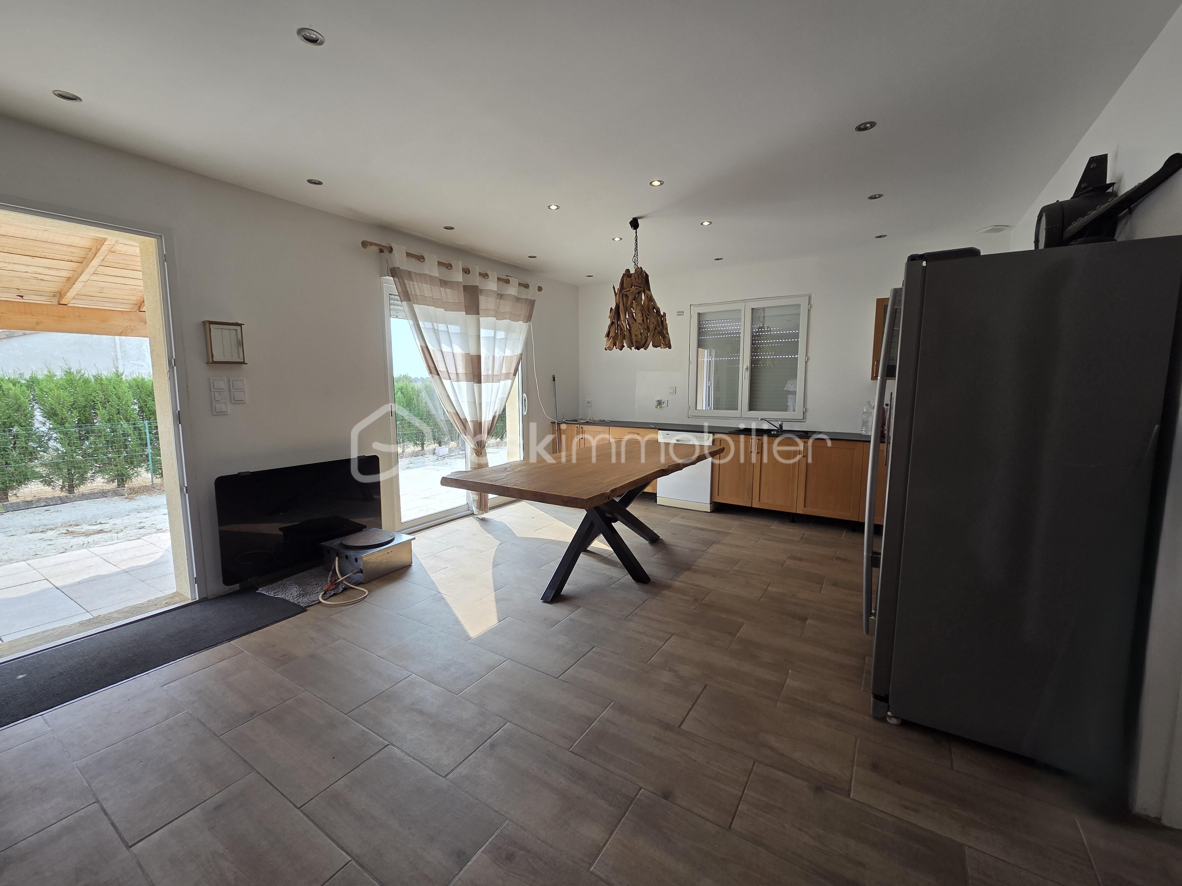 Maison traditionnelle de 70 m² - salon.jpg