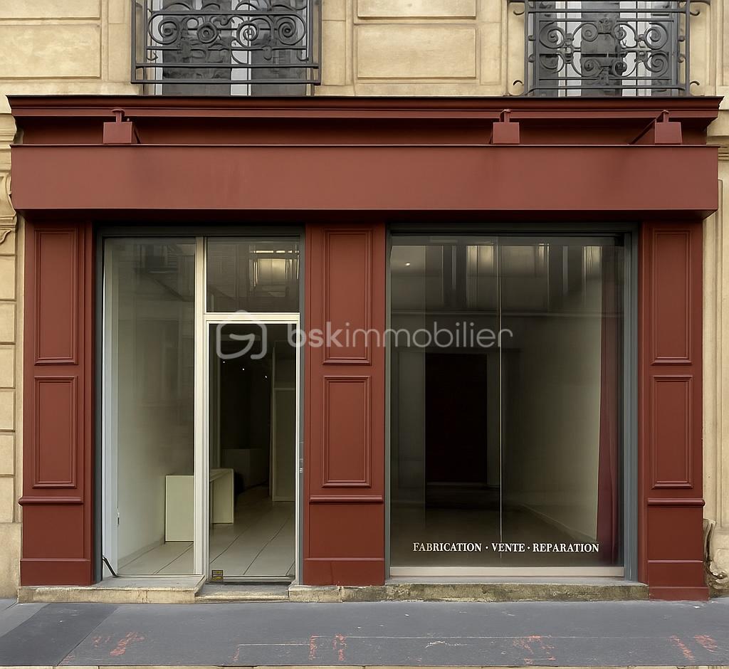 Local d activites de 71 m²