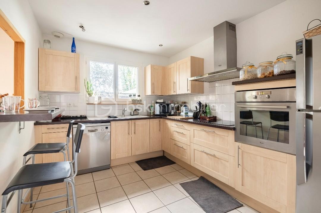Maison de 125 m² - cuisine Belharra house.jpg