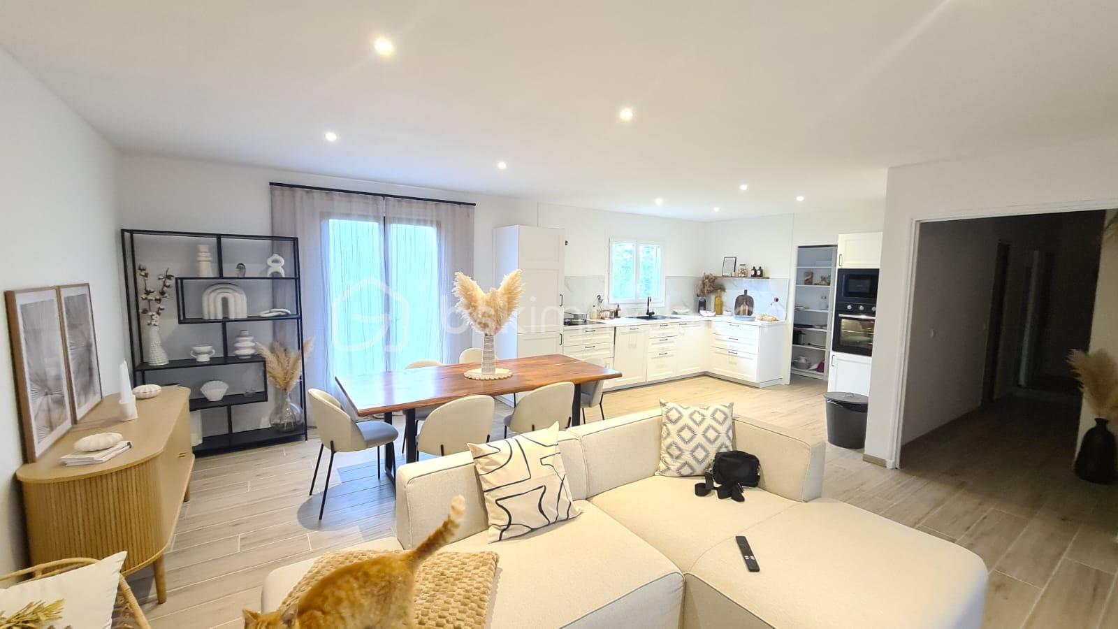 Maison de 95,90 m² - IMG-20240428-WA0001.jpg