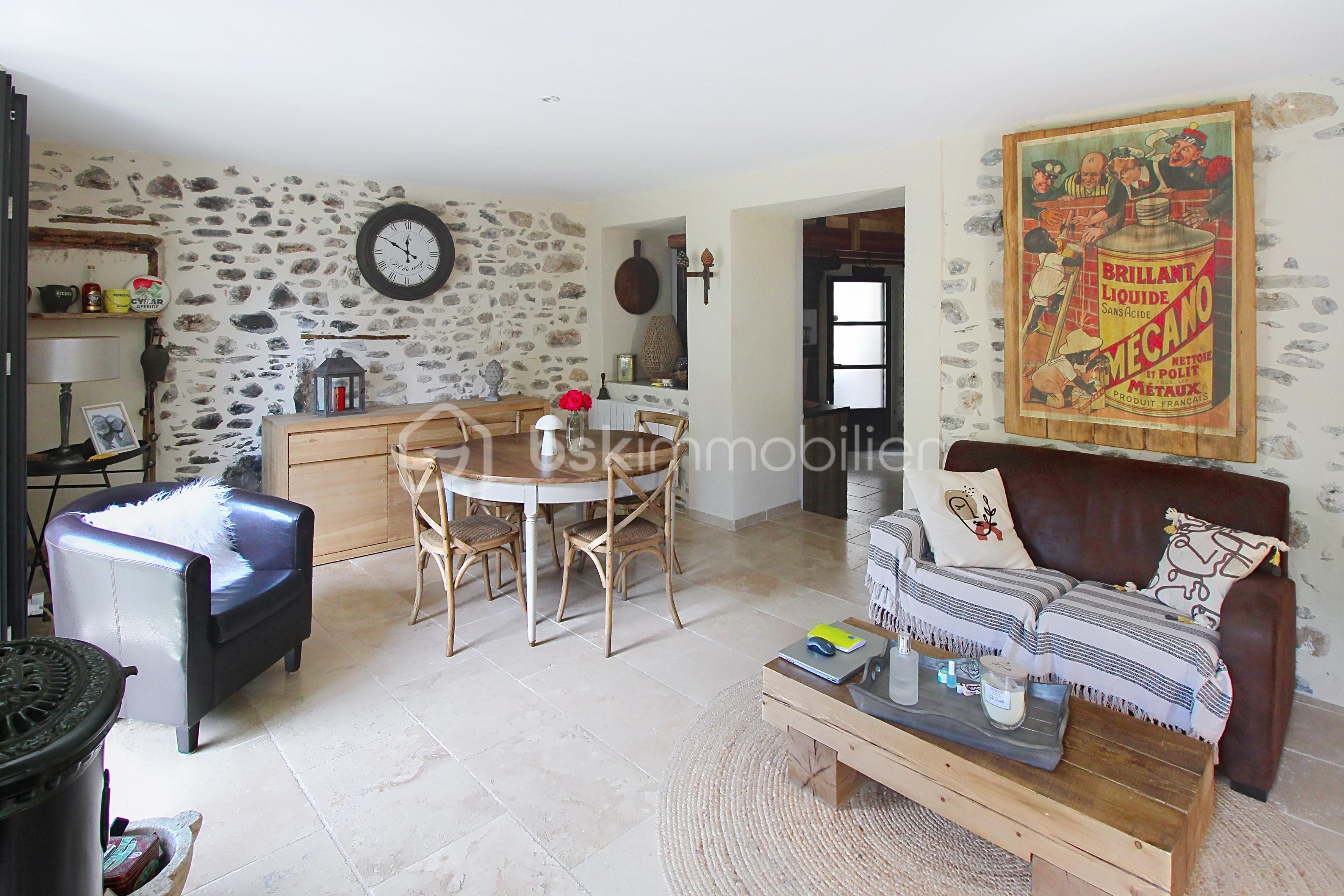 Demeure de 150 m² - demo-tour-10-main-street_00001.jpeg