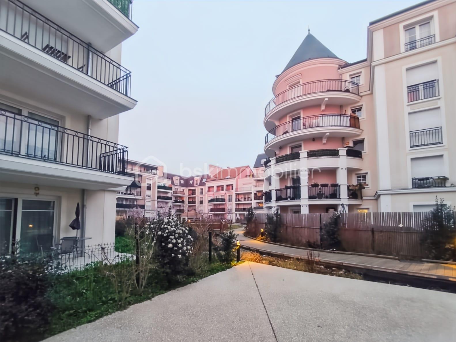 Appartement de 76,19 m² - 12A.jpeg