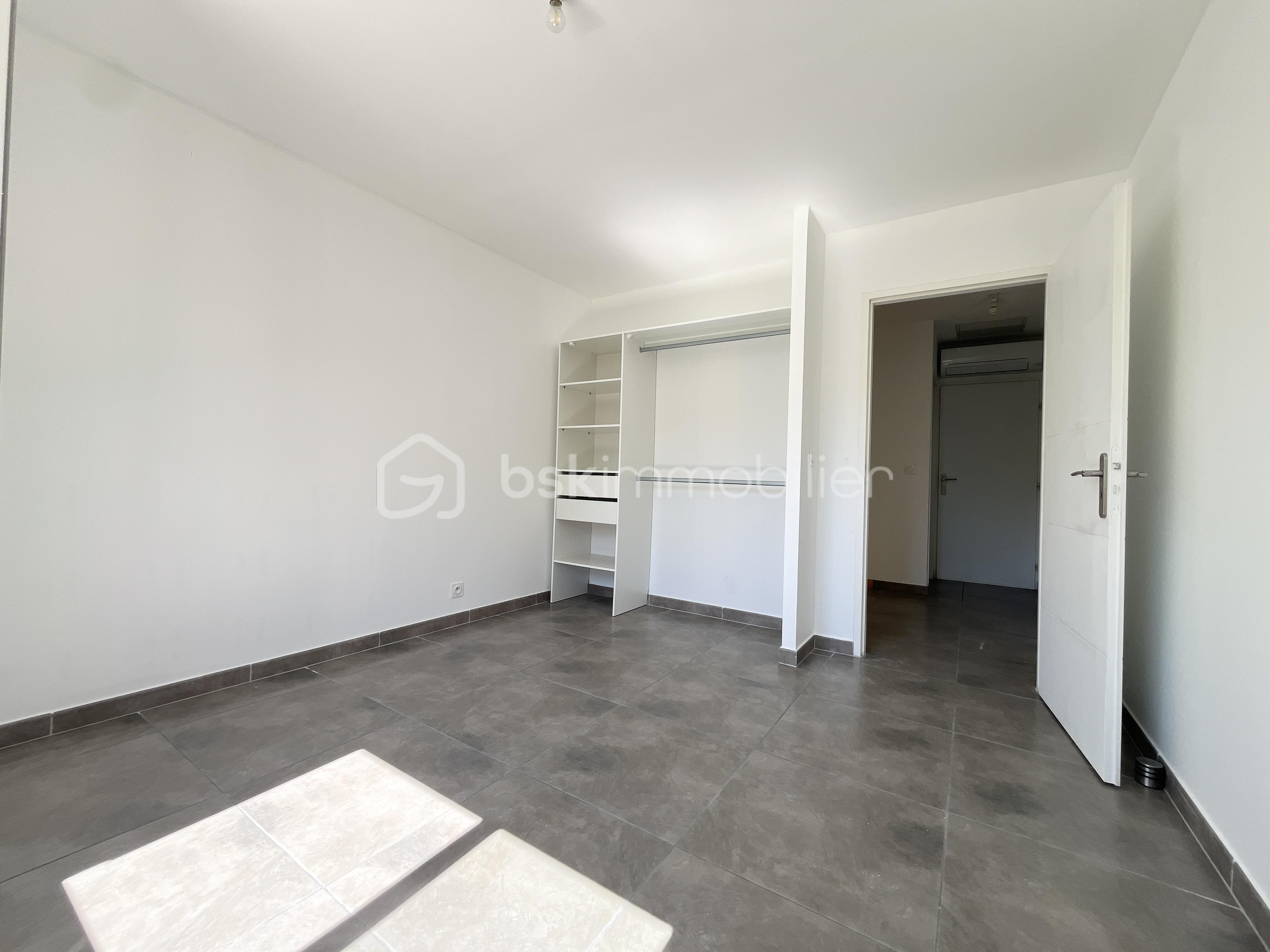 Maison de 100 m² - DJI_20250417_115212_799.jpg