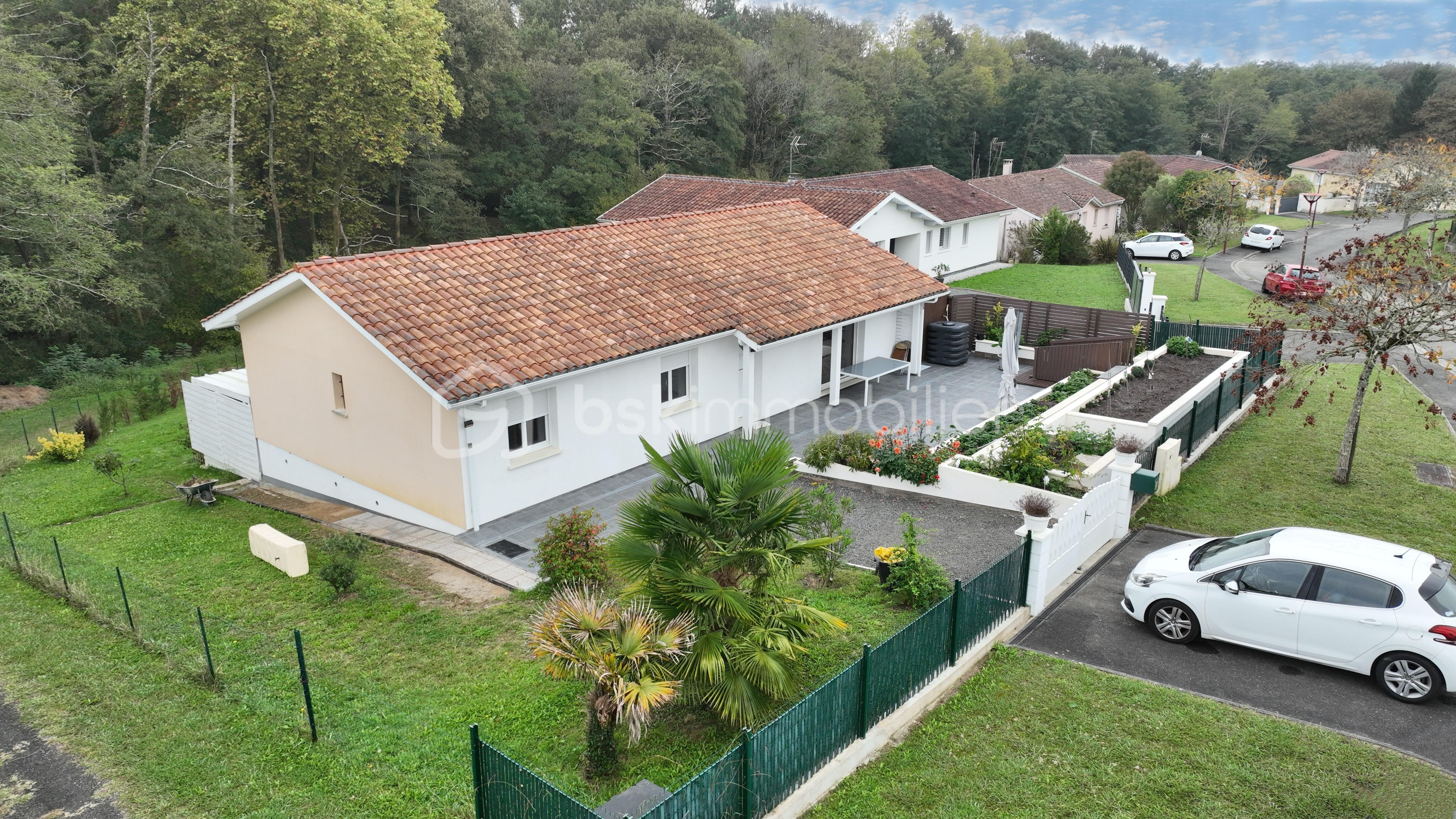 Maison de 105 m² - FAÇADE .jpg