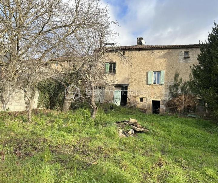 Maison en pierre de 100 m²