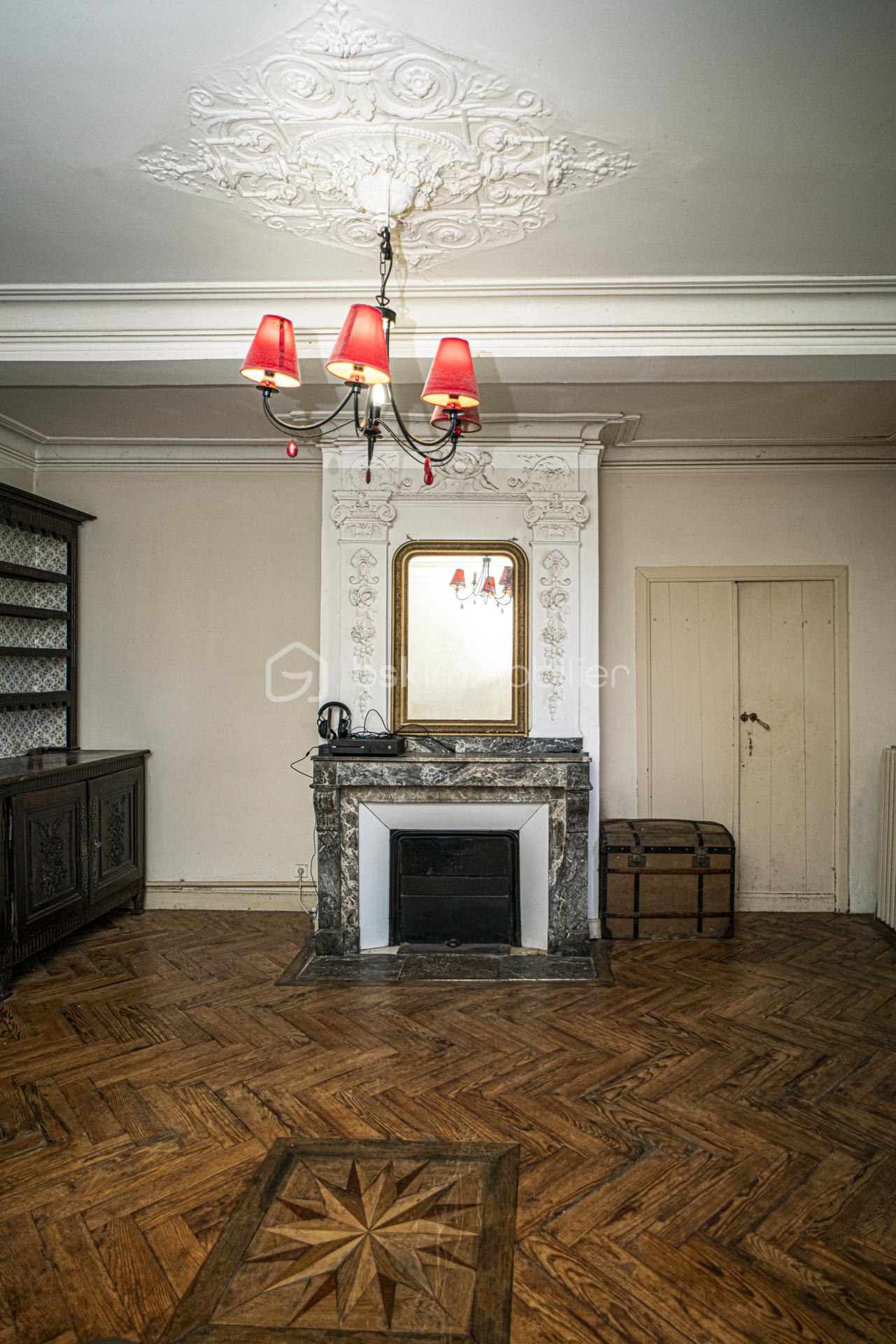 Maison de maitre de 194,40 m² - 006.jpg