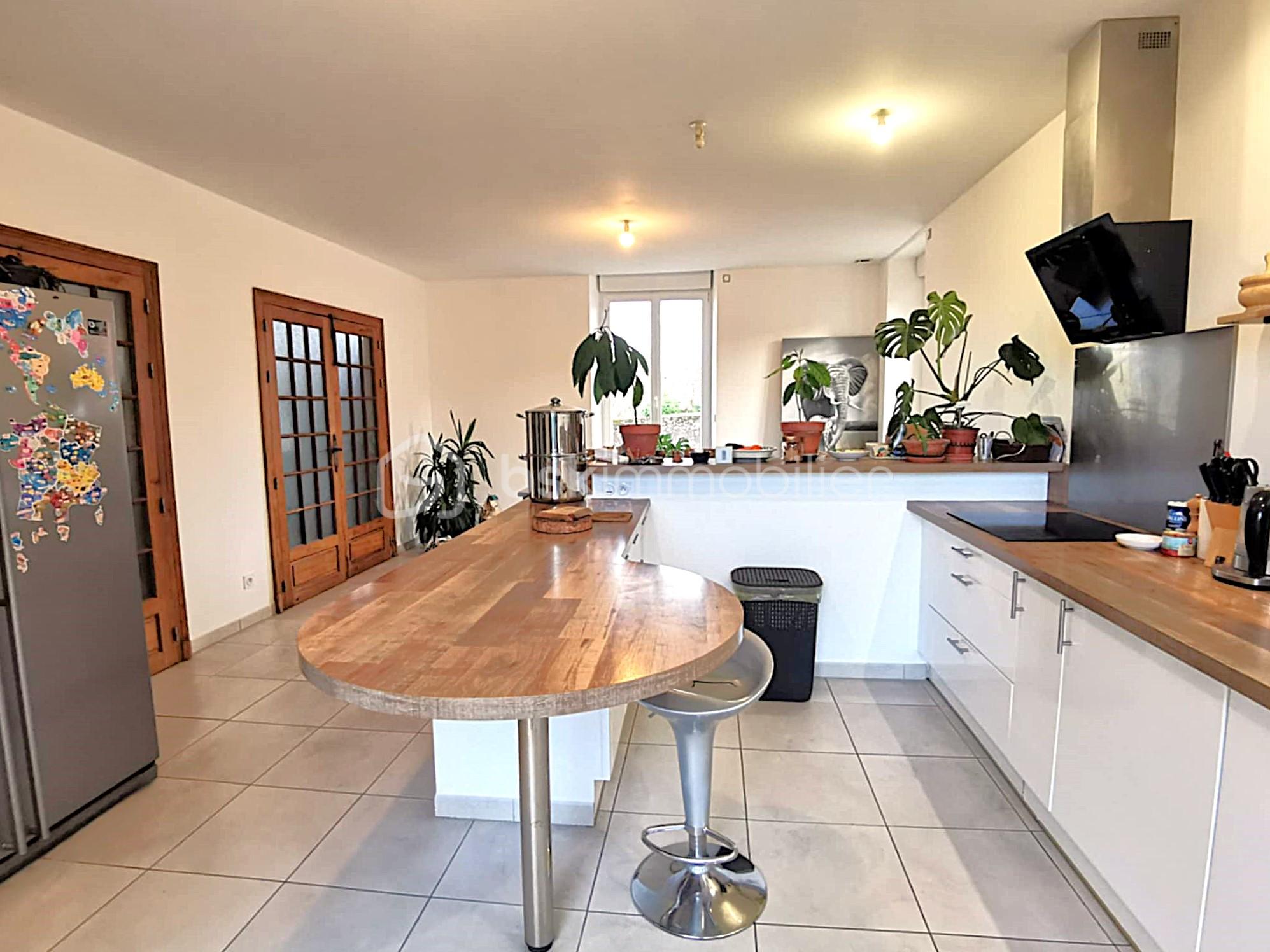 Maison de 145 m² - 0b9ebf70-f115-4b03-bbb1-413bc33ee156 R.jpg