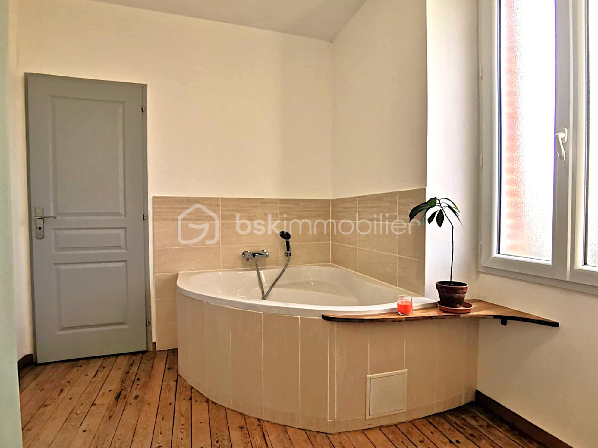 Maison de 145 m² - bea2e35b-32ba-4234-8623-f333ee835665 R.jpg