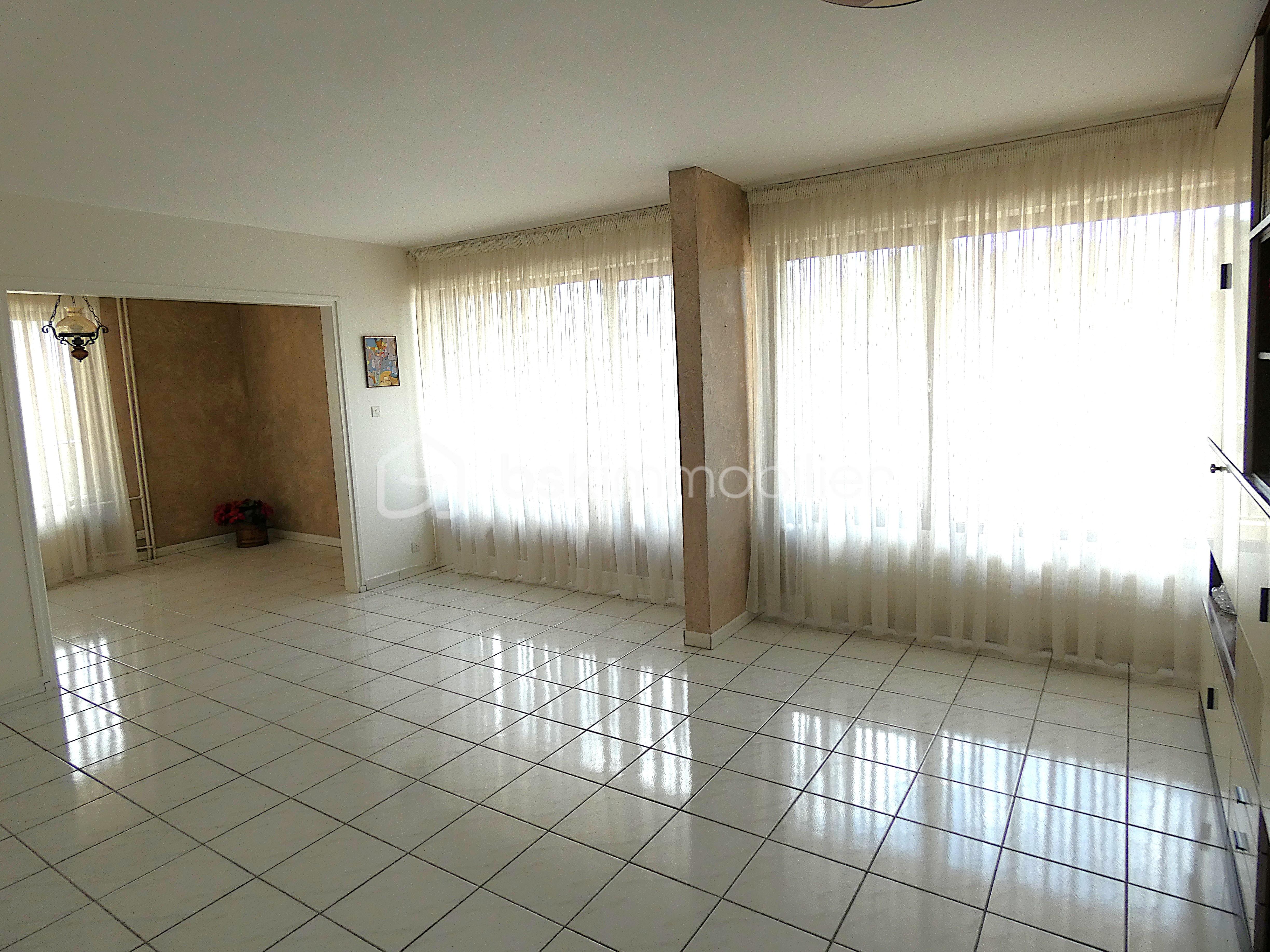 Appartement de 110,48 m² - P1150946.JPG