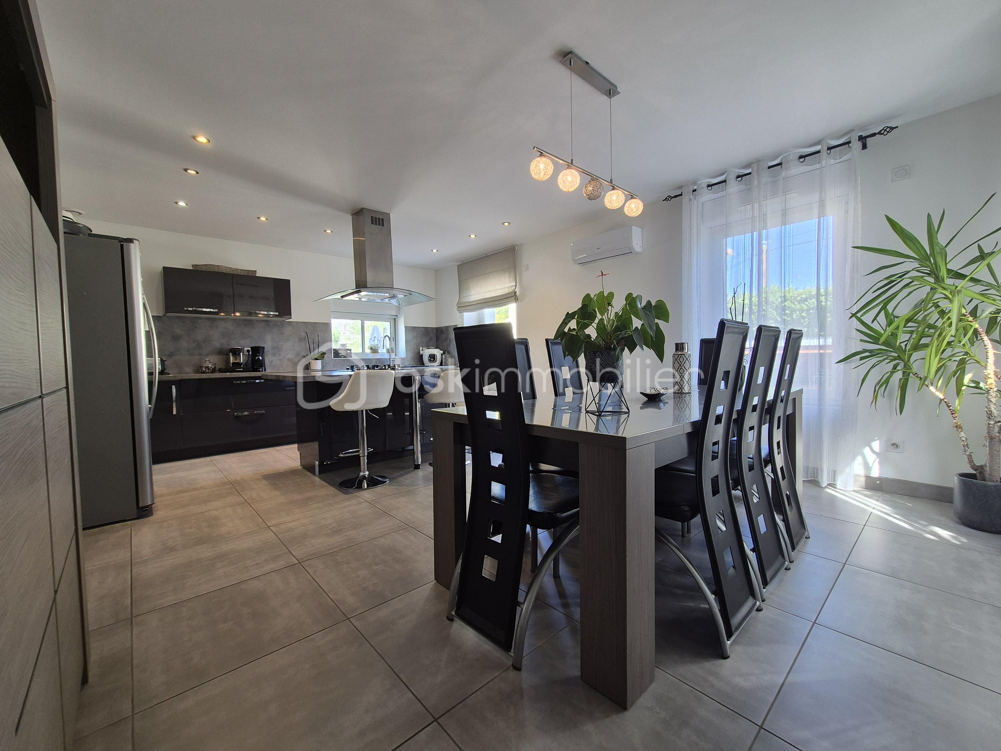 Maison de 170 m² - 20250902_152909.jpg