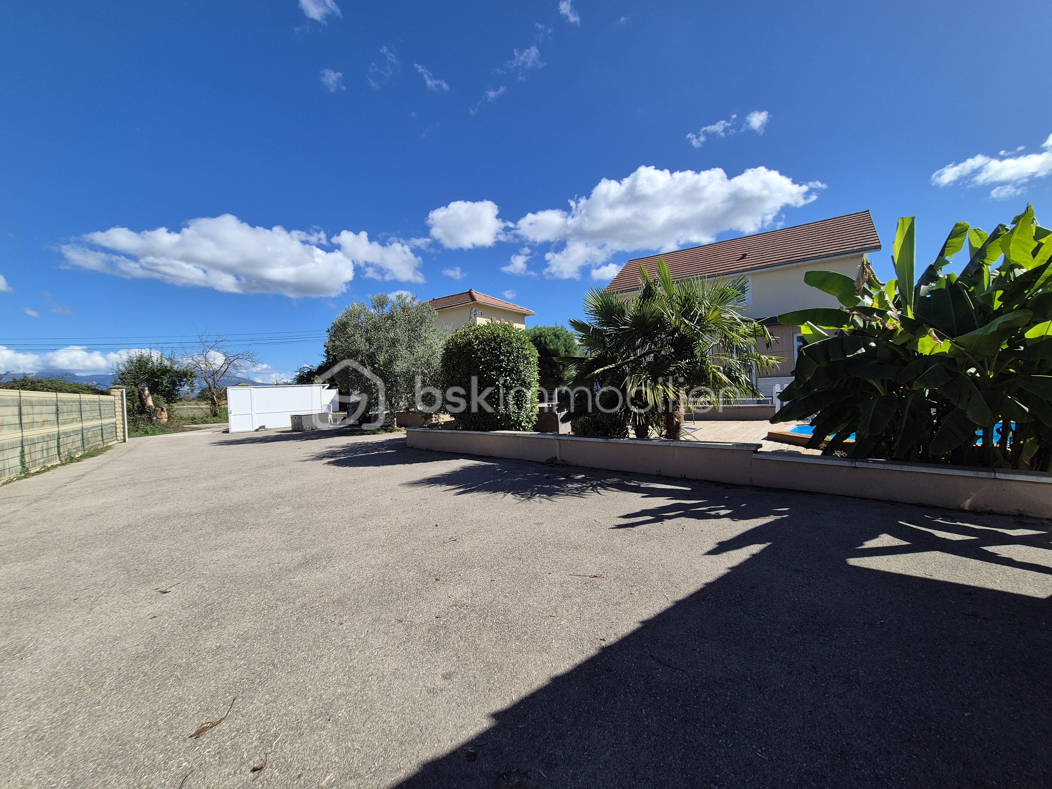 Maison de 170 m² - 20250902_154653.jpg