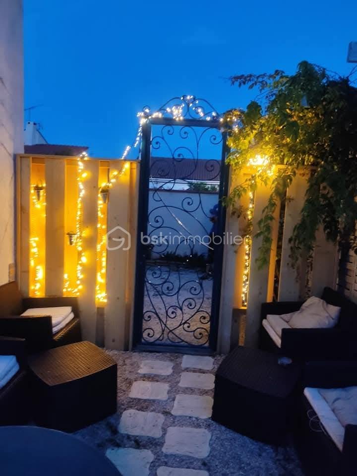 Villa de 100 m² - IMG-20250323-WA0058.jpg