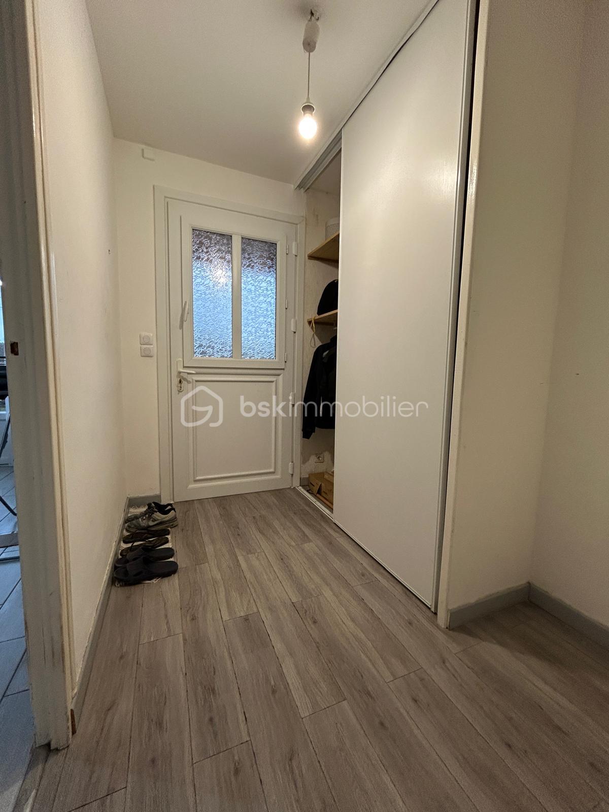 Maison traditionnelle de 65,23 m² - eaf6e17d-f07e-4485-83cd-a4c3d40345a3.jpeg