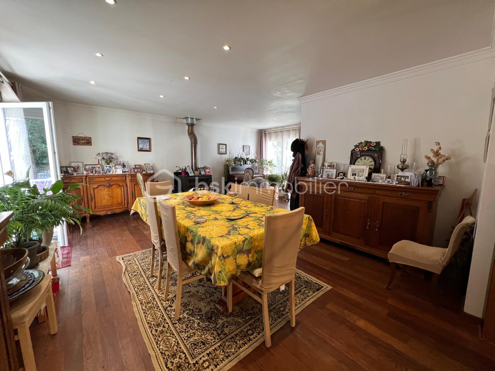 Maison de 142 m² - IMG-20250728-WA0025.jpg