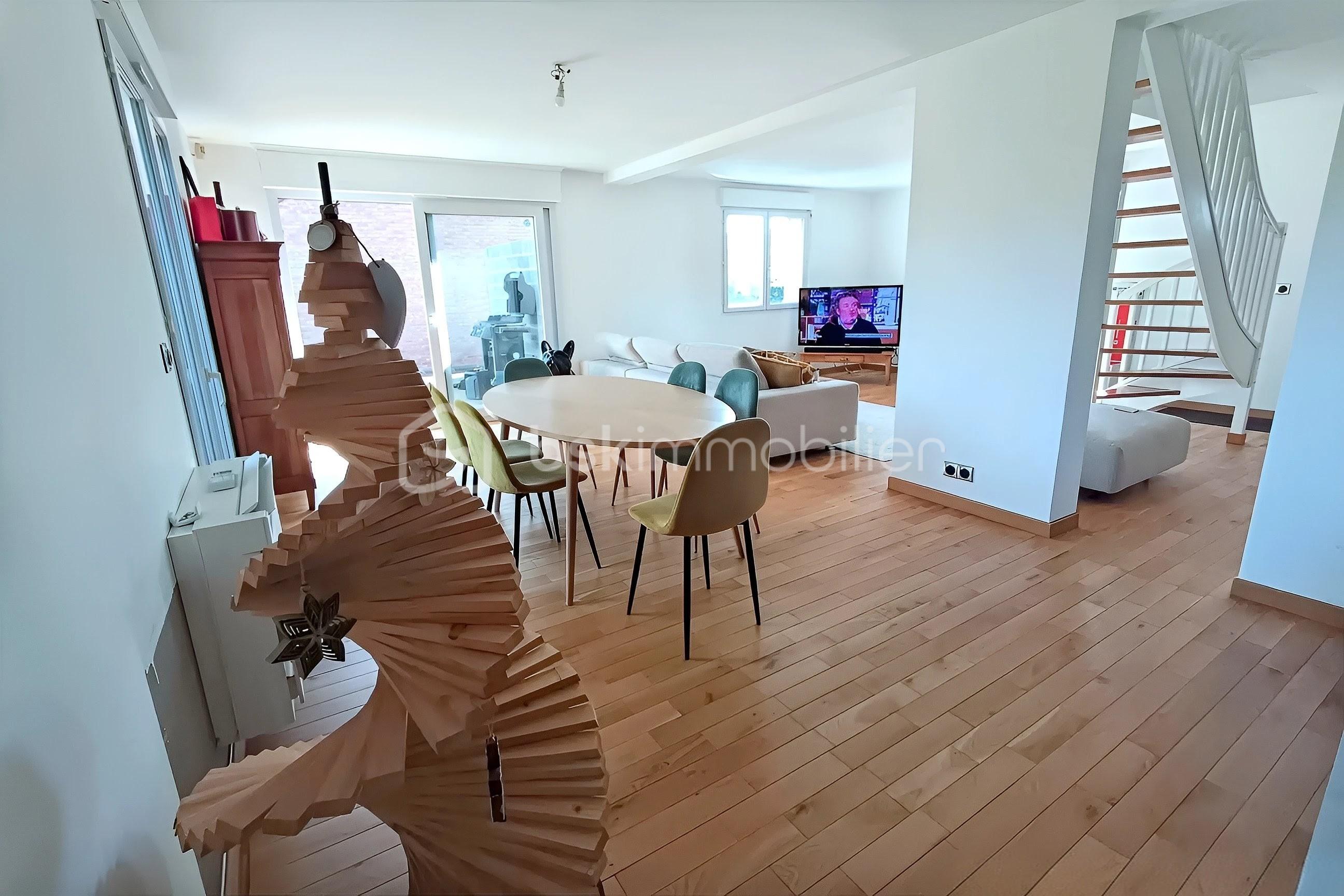 LENS BB OK SAM SALON2)~2.jpg