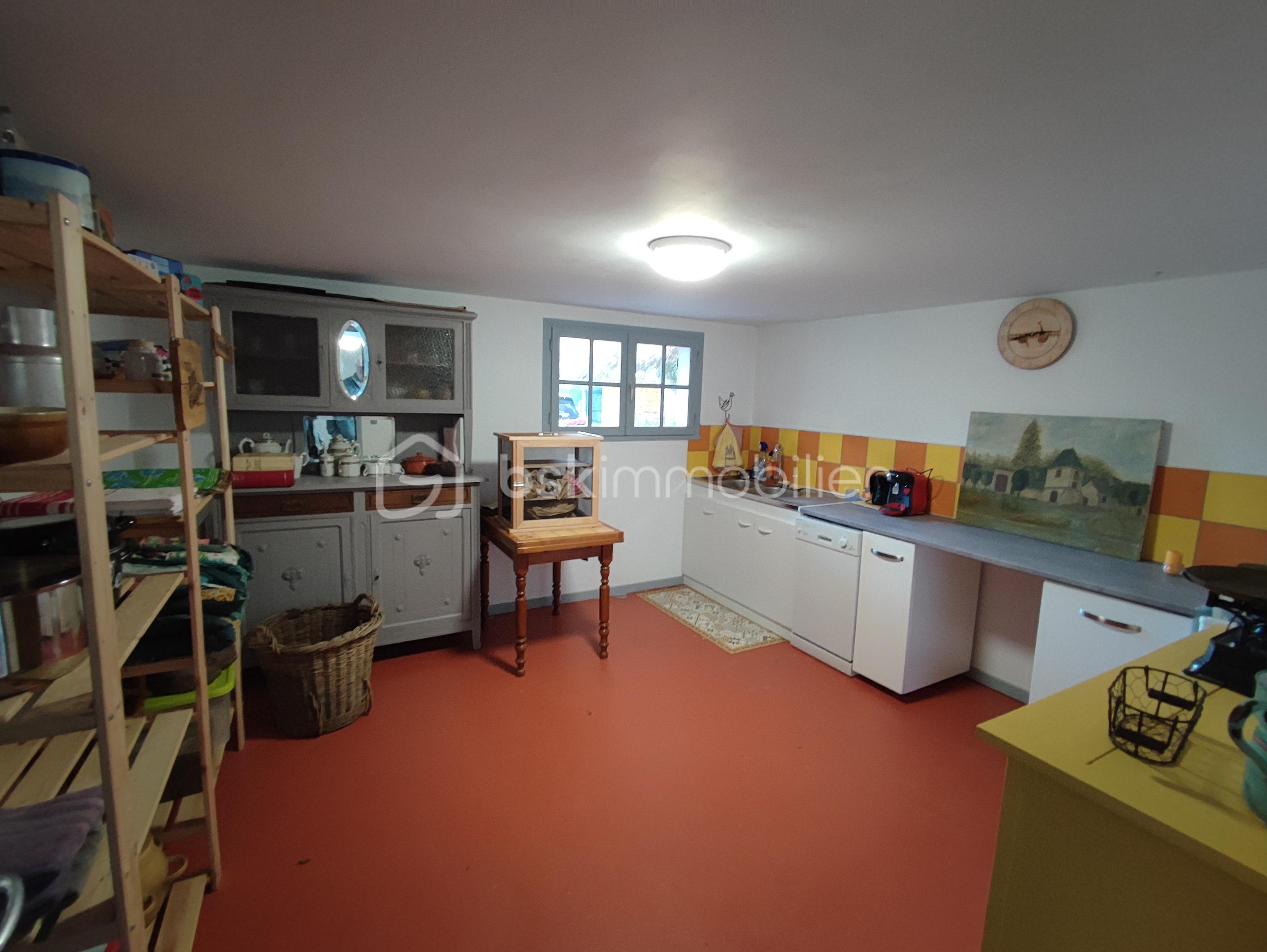 Maison de 184 m² - 1764075692929.jpg