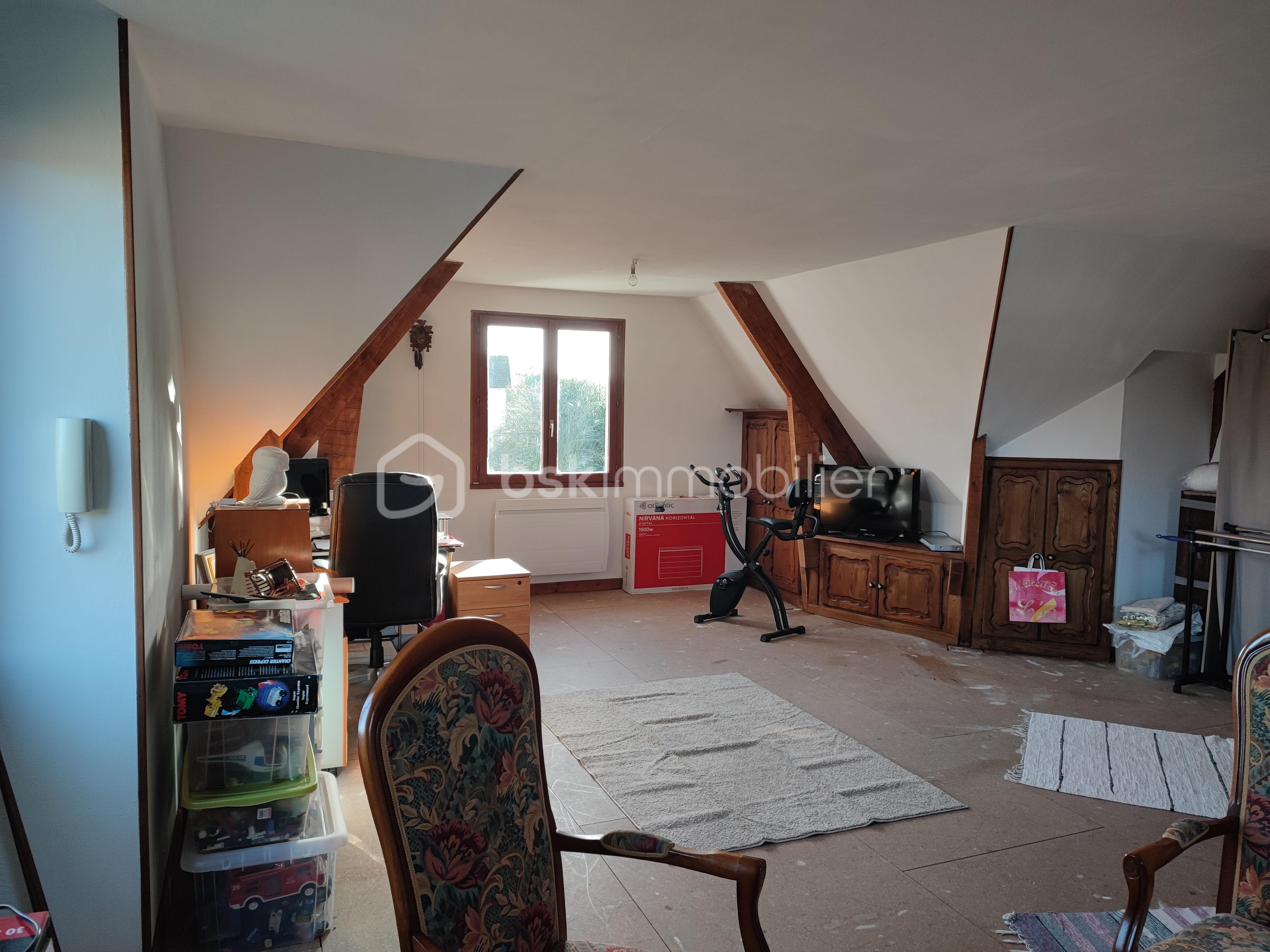 Maison de 184 m² - 1764075661402.jpg
