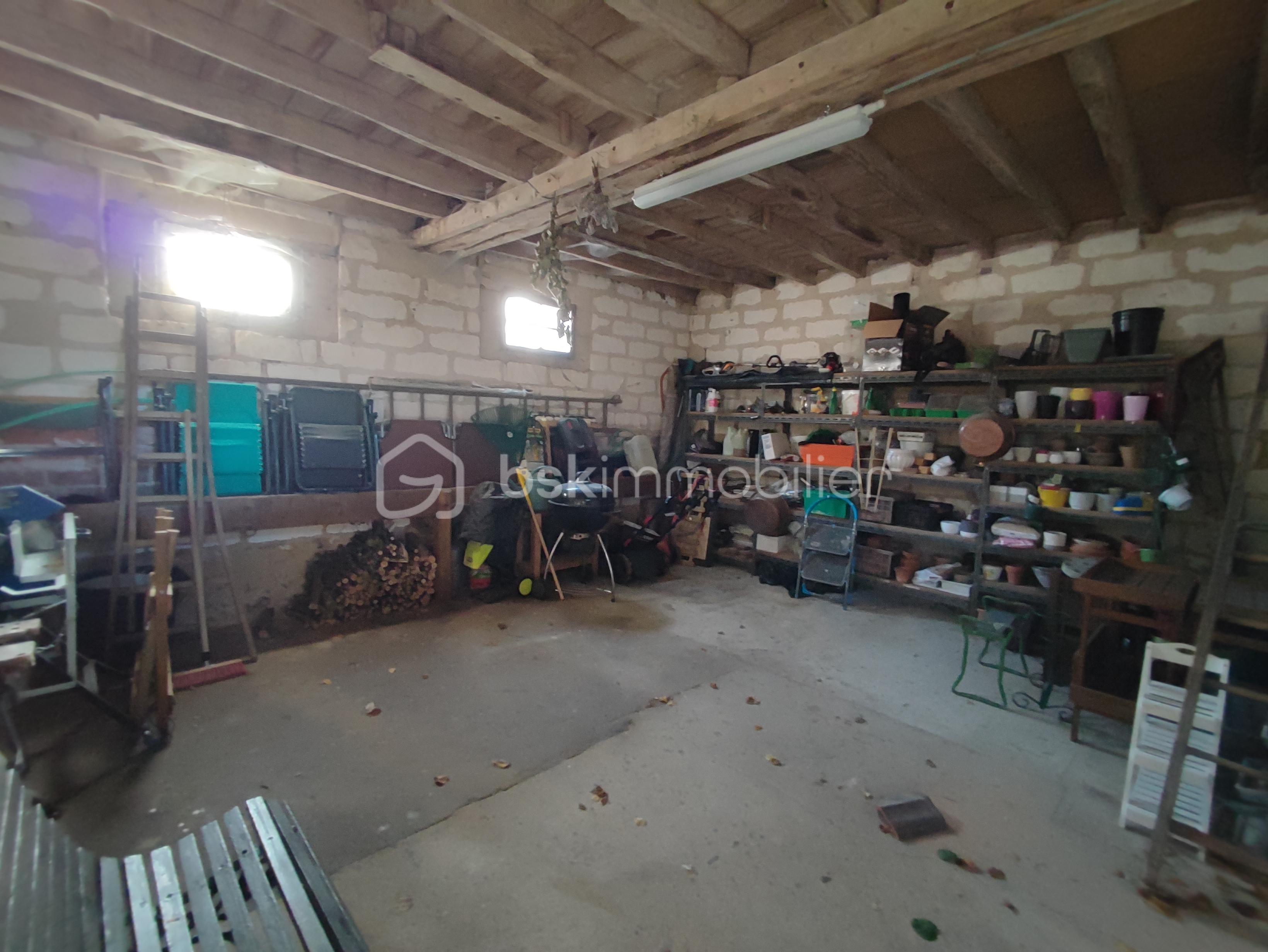 Maison de 184 m² - 1764075754442.jpg