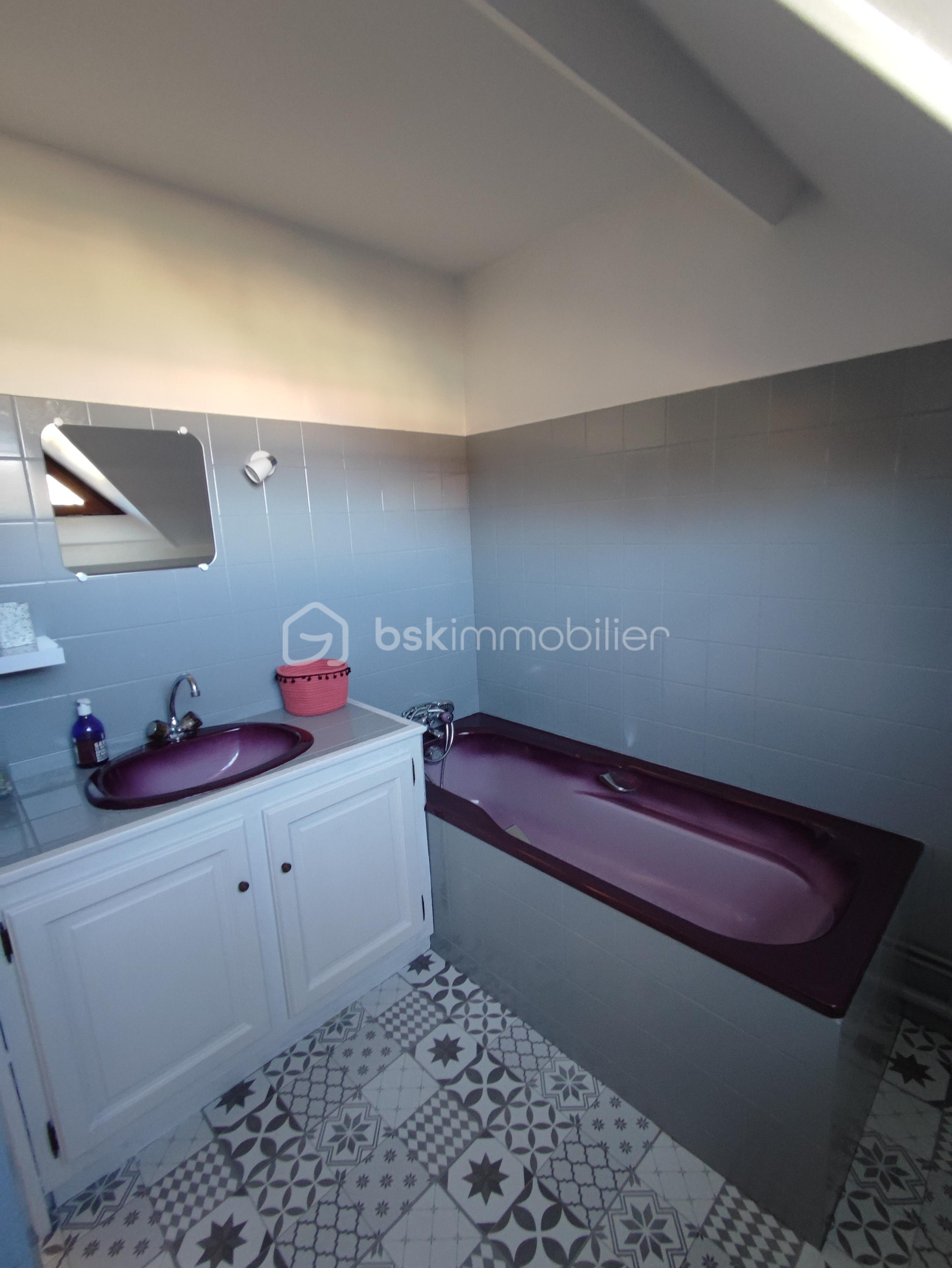 Maison de 184 m² - 1764075556461.jpg