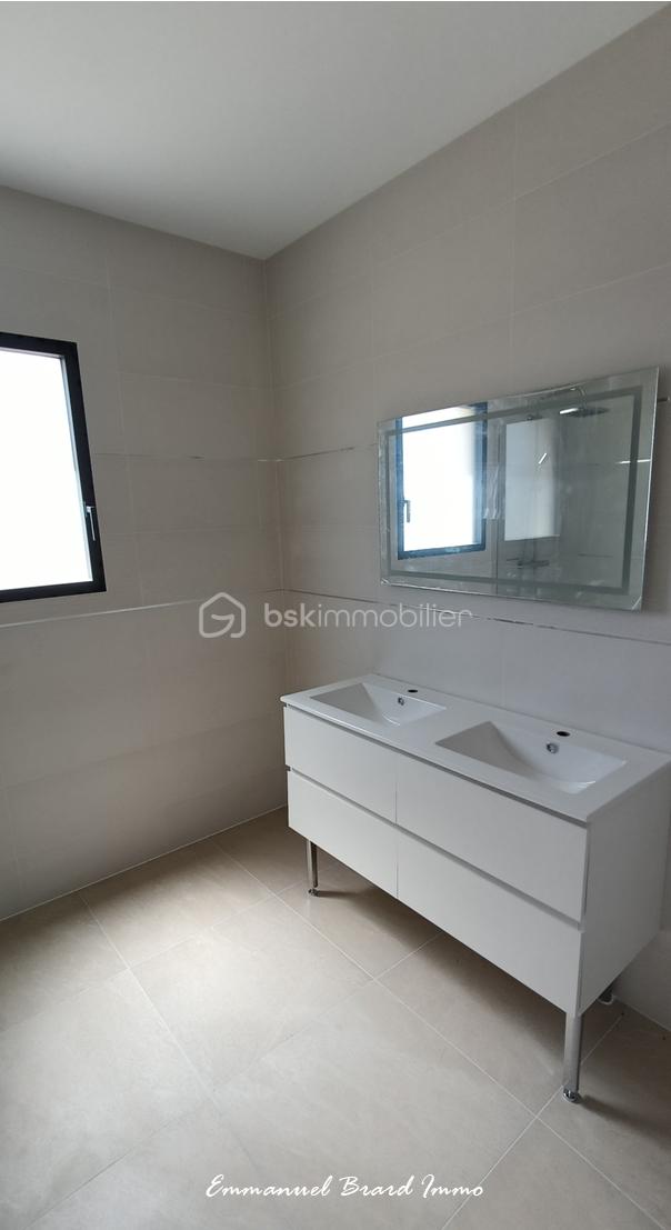 Maison contemporaine de 130 m² - 10.png