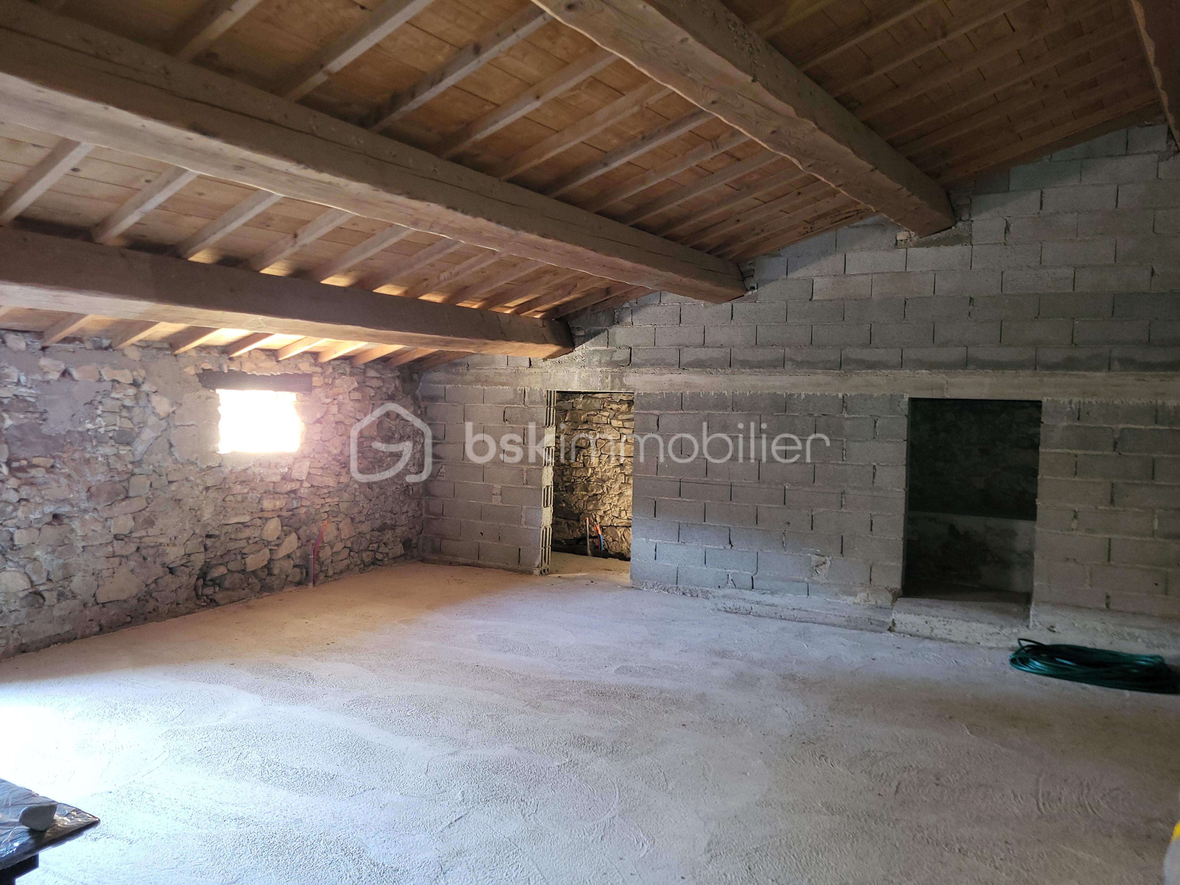 Maison ancienne de 110 m² - 20251030_153801.jpg