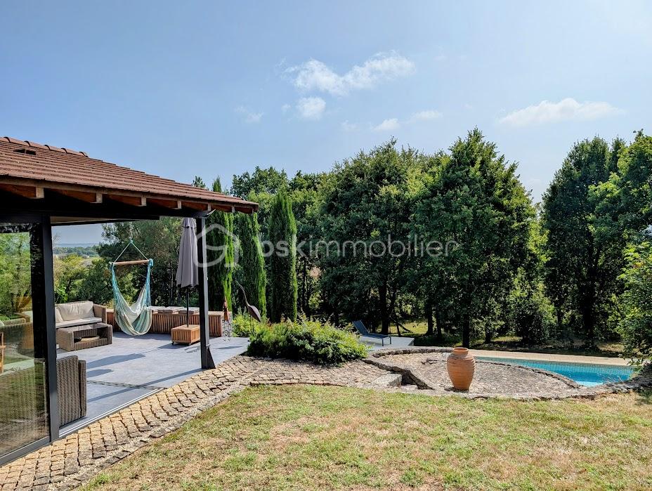 Maison de 200 m² - 3.jpg