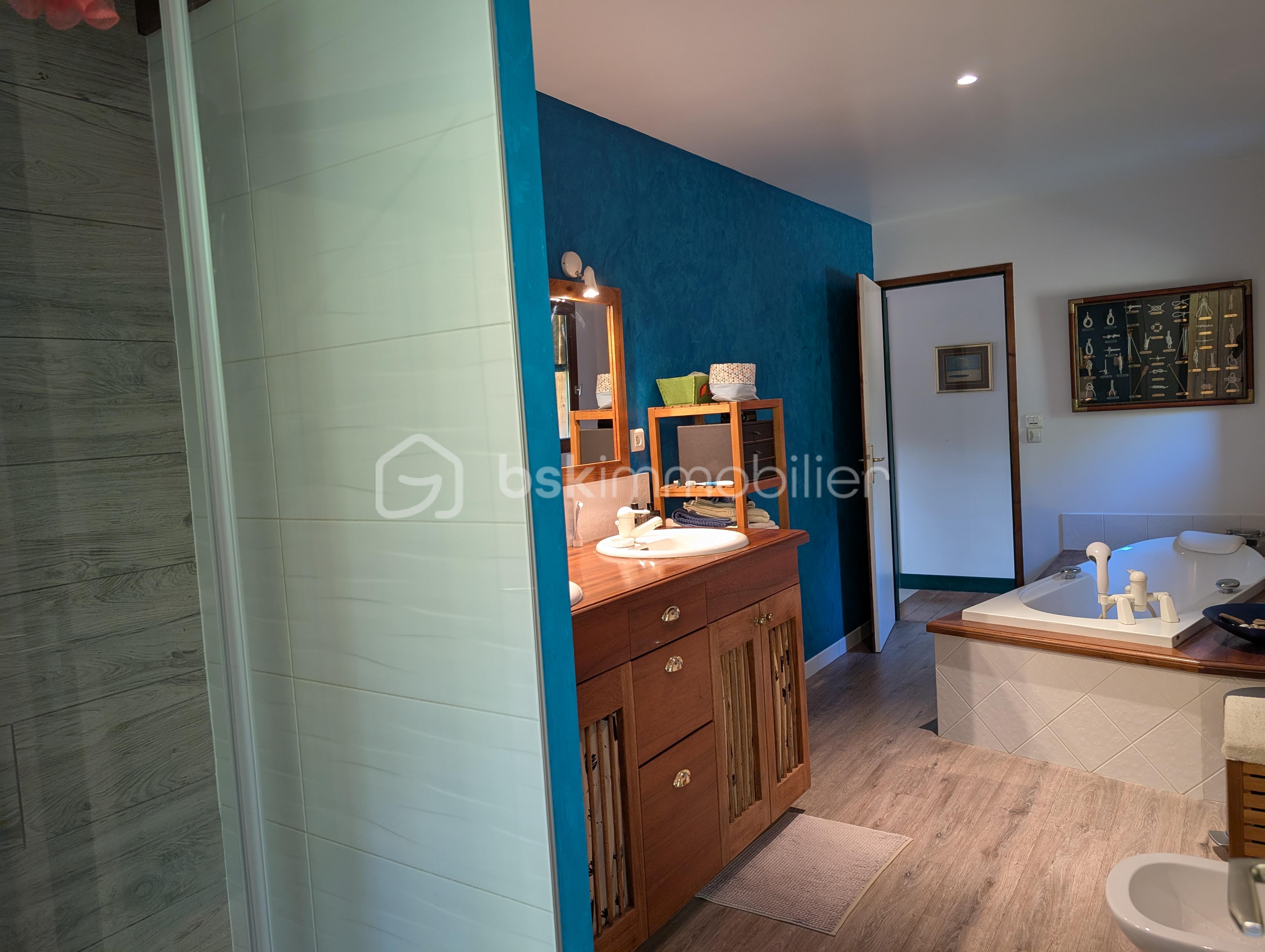 Maison de 200 m² - PXL_20250725_083355522.jpg