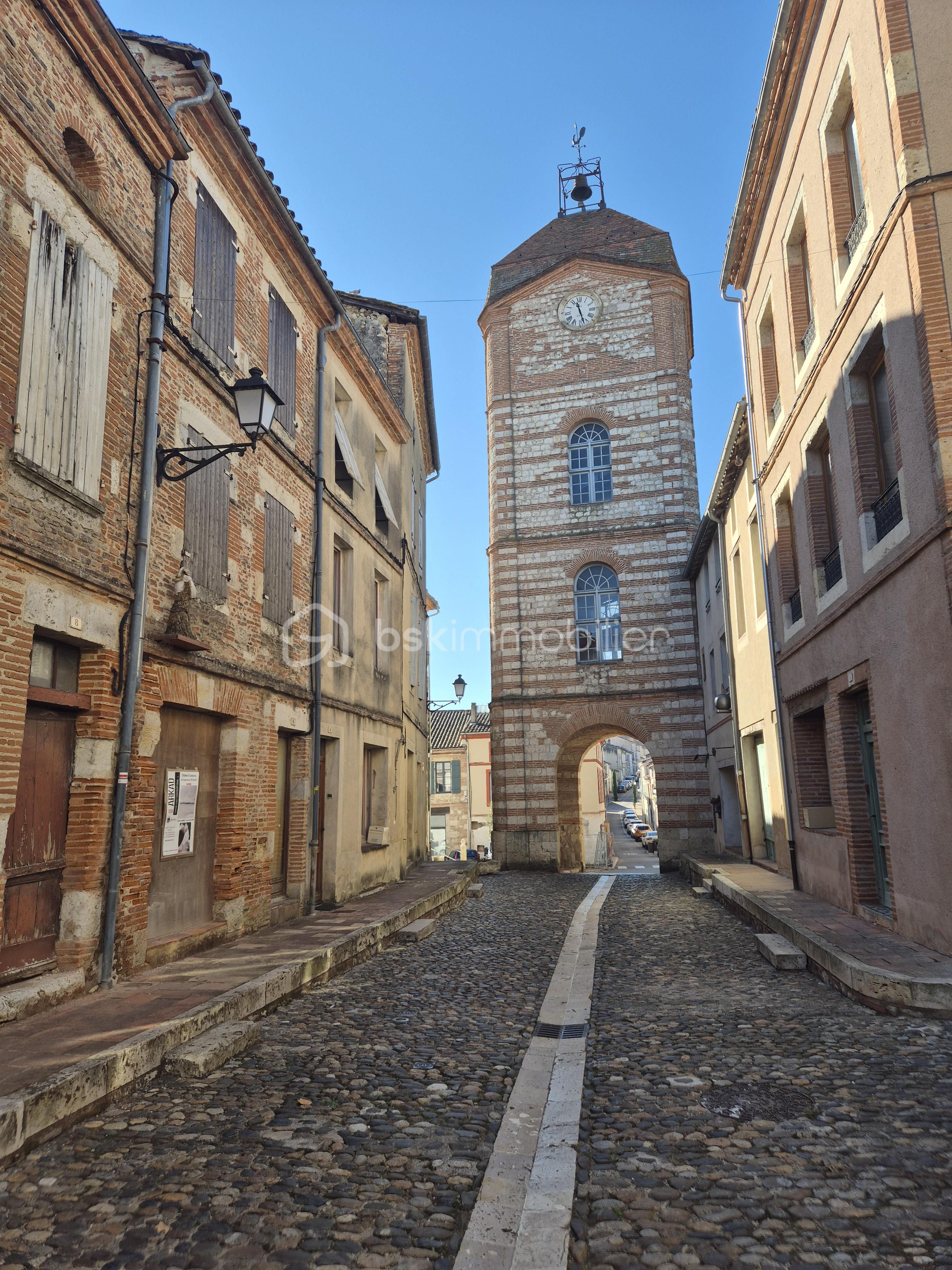 Maison 1 pièce 150 m² · à Auvillar · 150 m² · 60 000 €