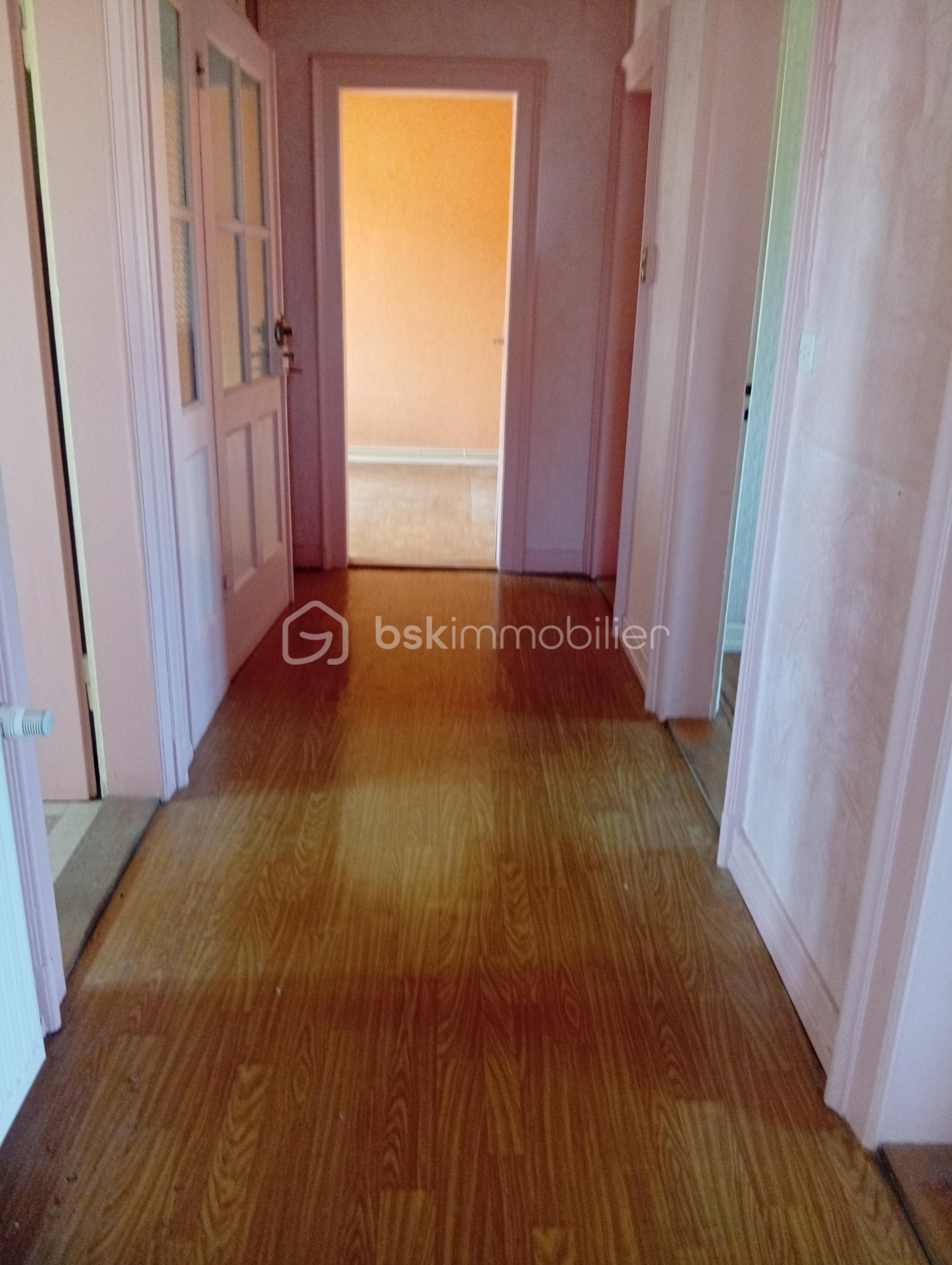Immeuble 6 pièces 143 m² · à Sausheim · 143 m² · 265 000 €