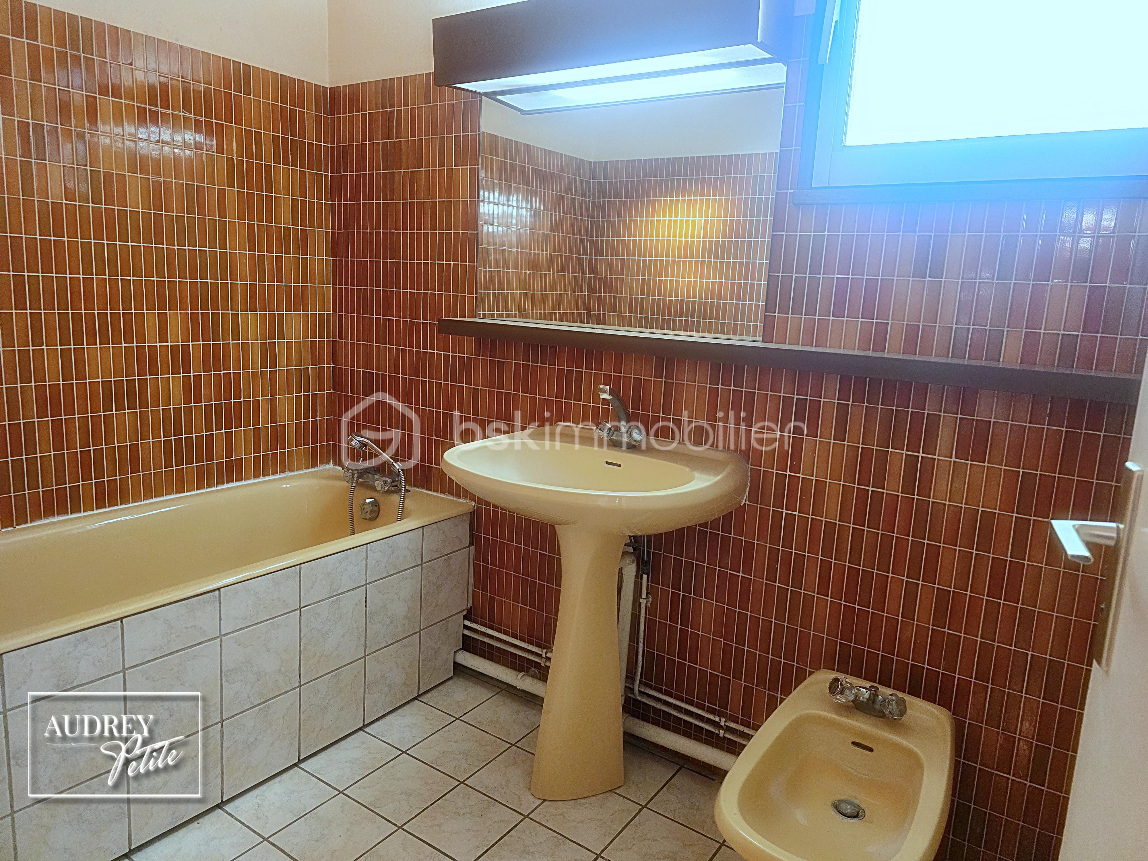 Appartement de 108 m² - 07 Salle de bain.jpg