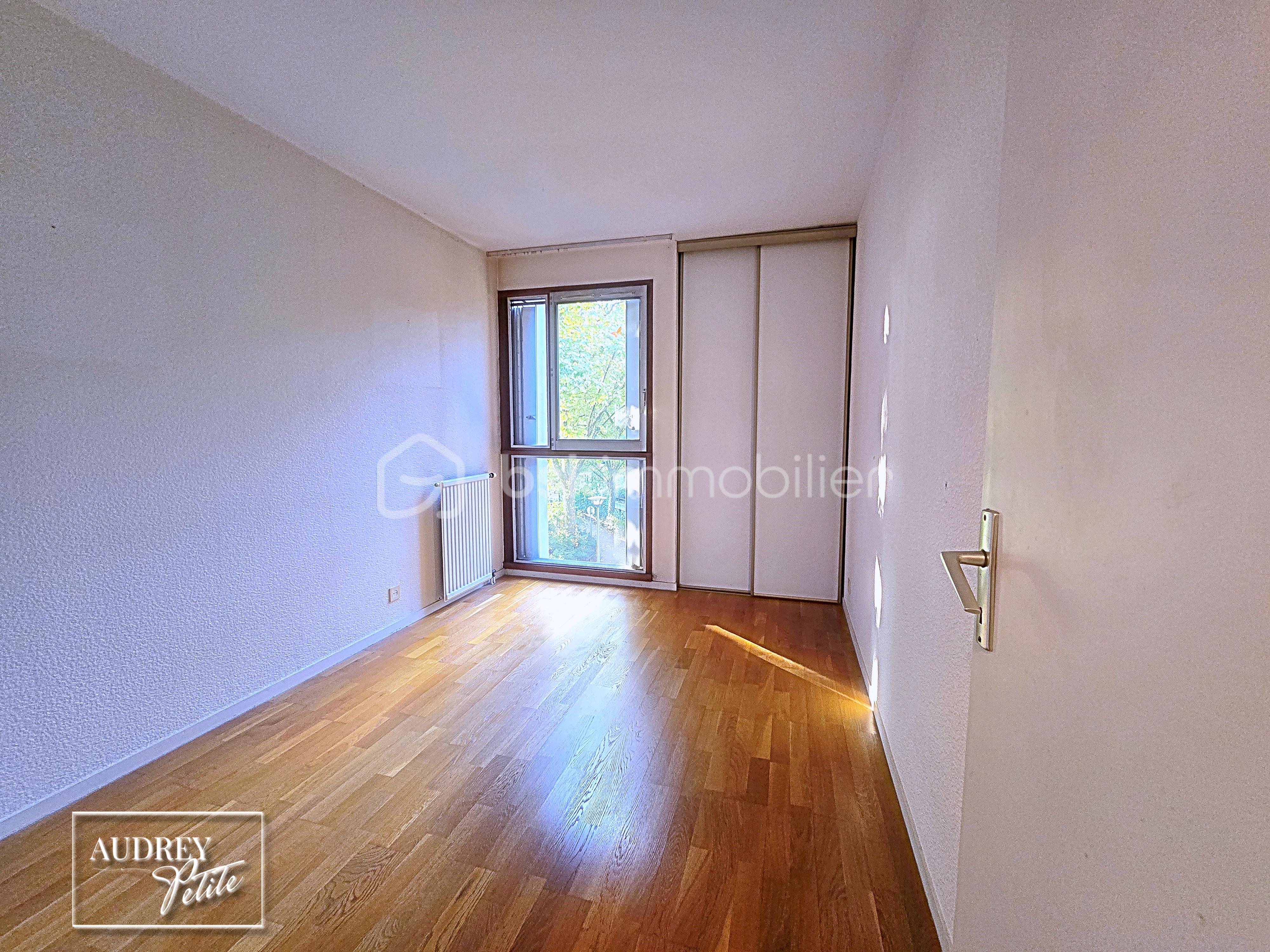 Appartement de 108 m² - 08 Chambre 2.jpg