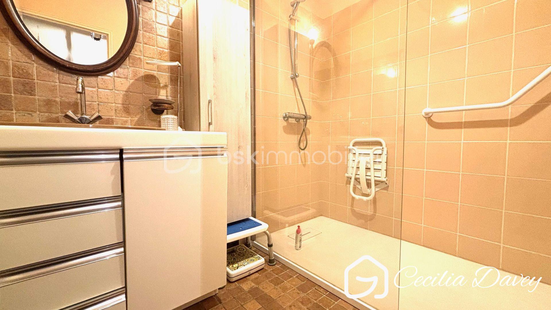 Corps de ferme de 165 m² - 8.jpg