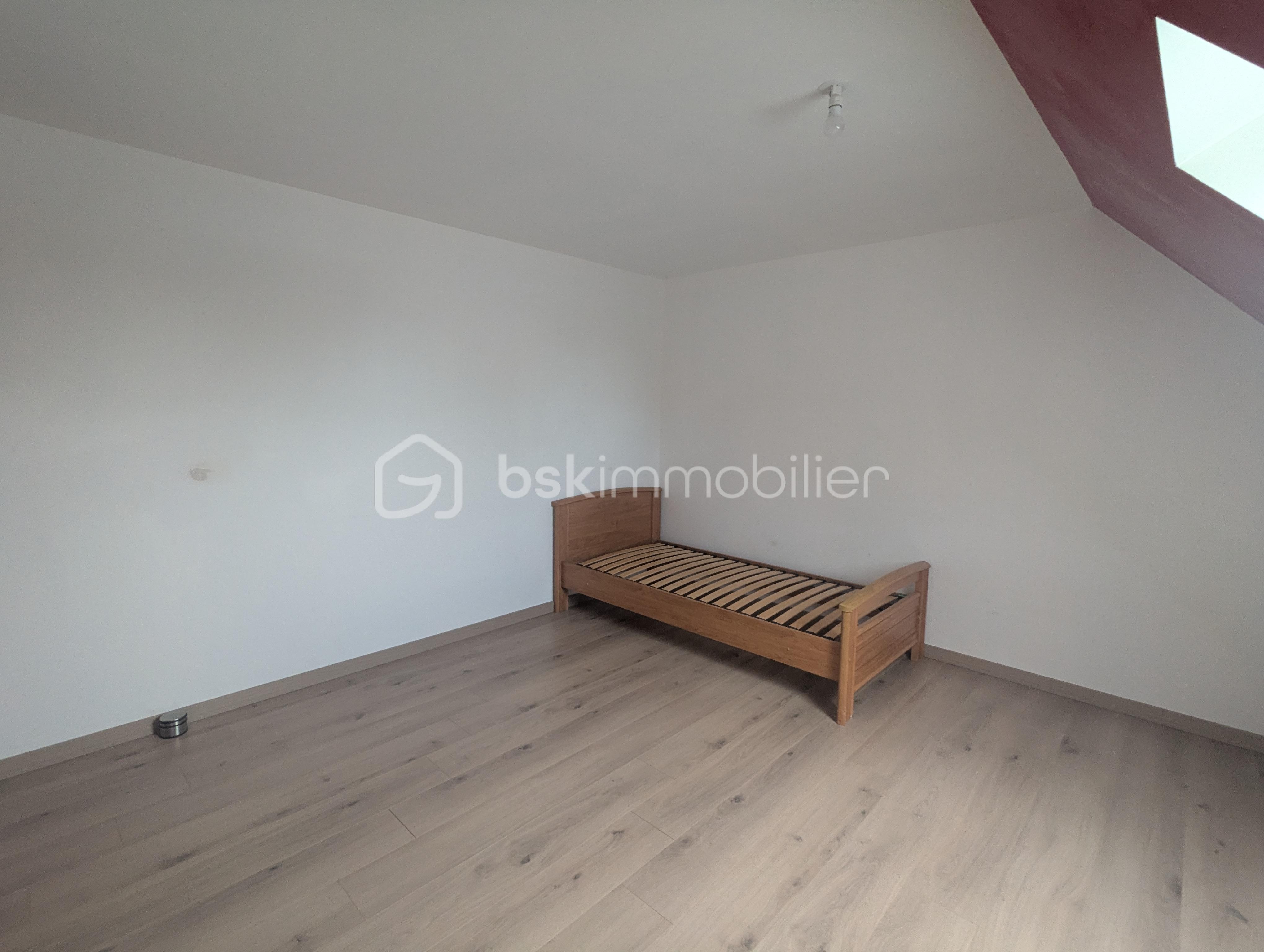 Maison traditionnelle de 160 m² - PXL_20250811_154140428.jpg