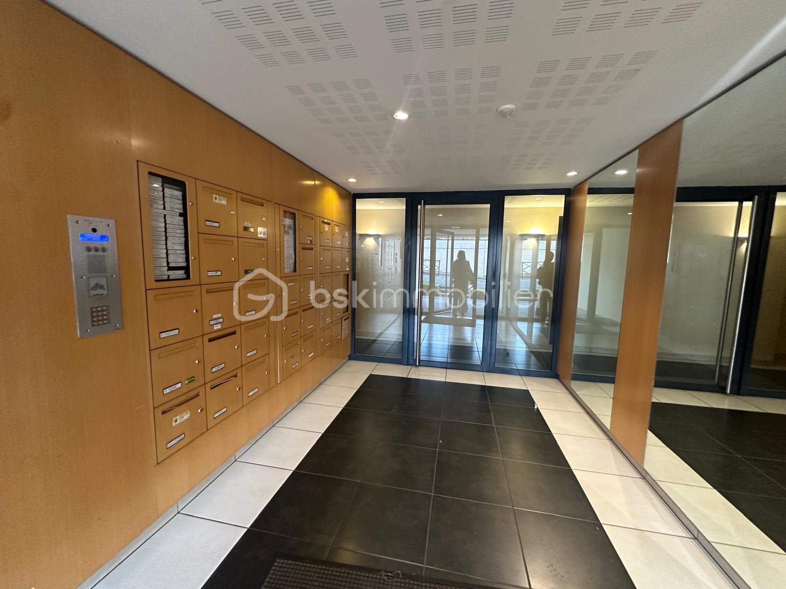 Appartement de 85 m² - fe302909-6e4e-4a23-8cb0-a559f82c603d.jpeg