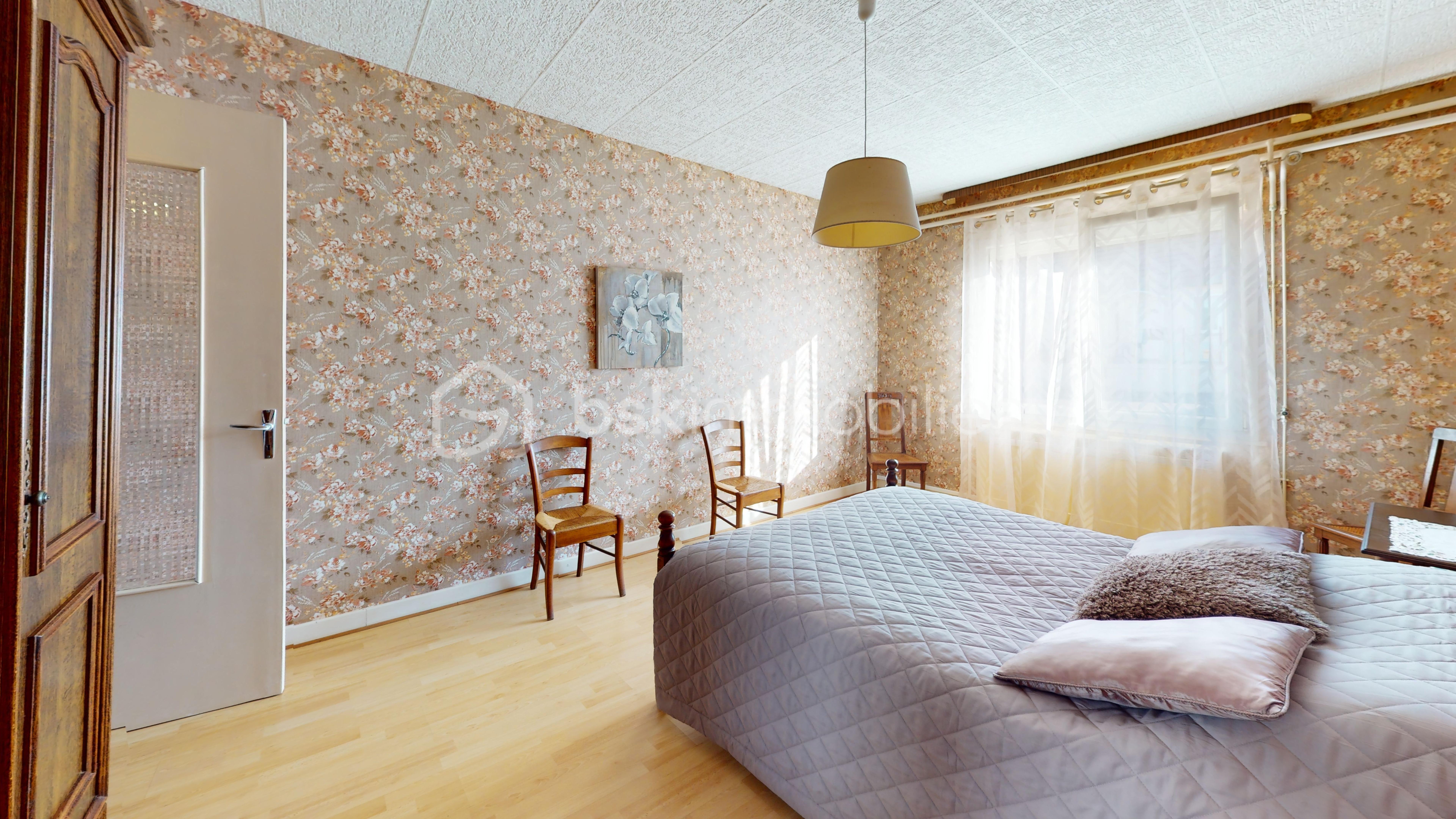 Bedroom (2).jpg