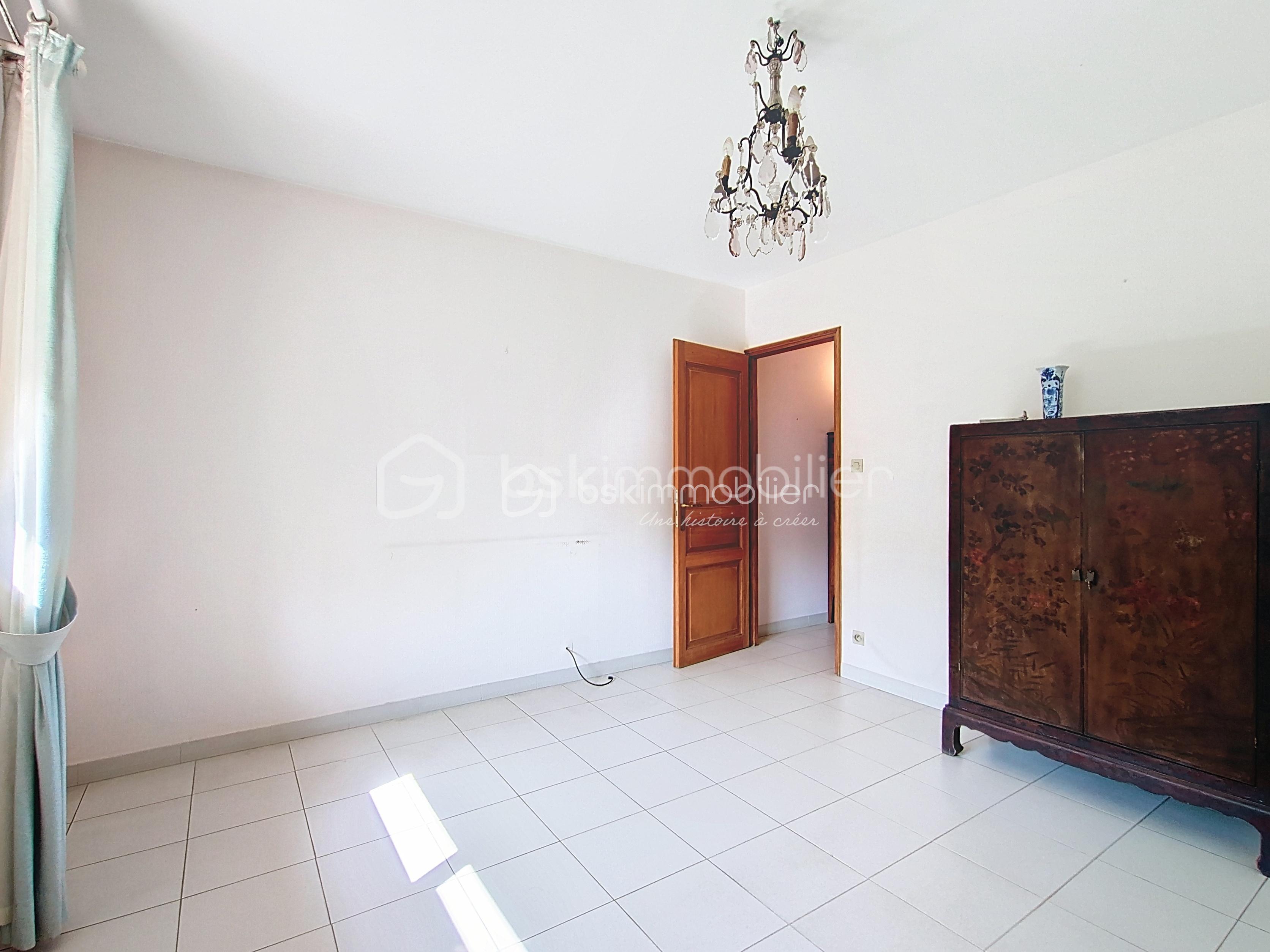 Maison de 147 m² - chambre rdc 1.jpg