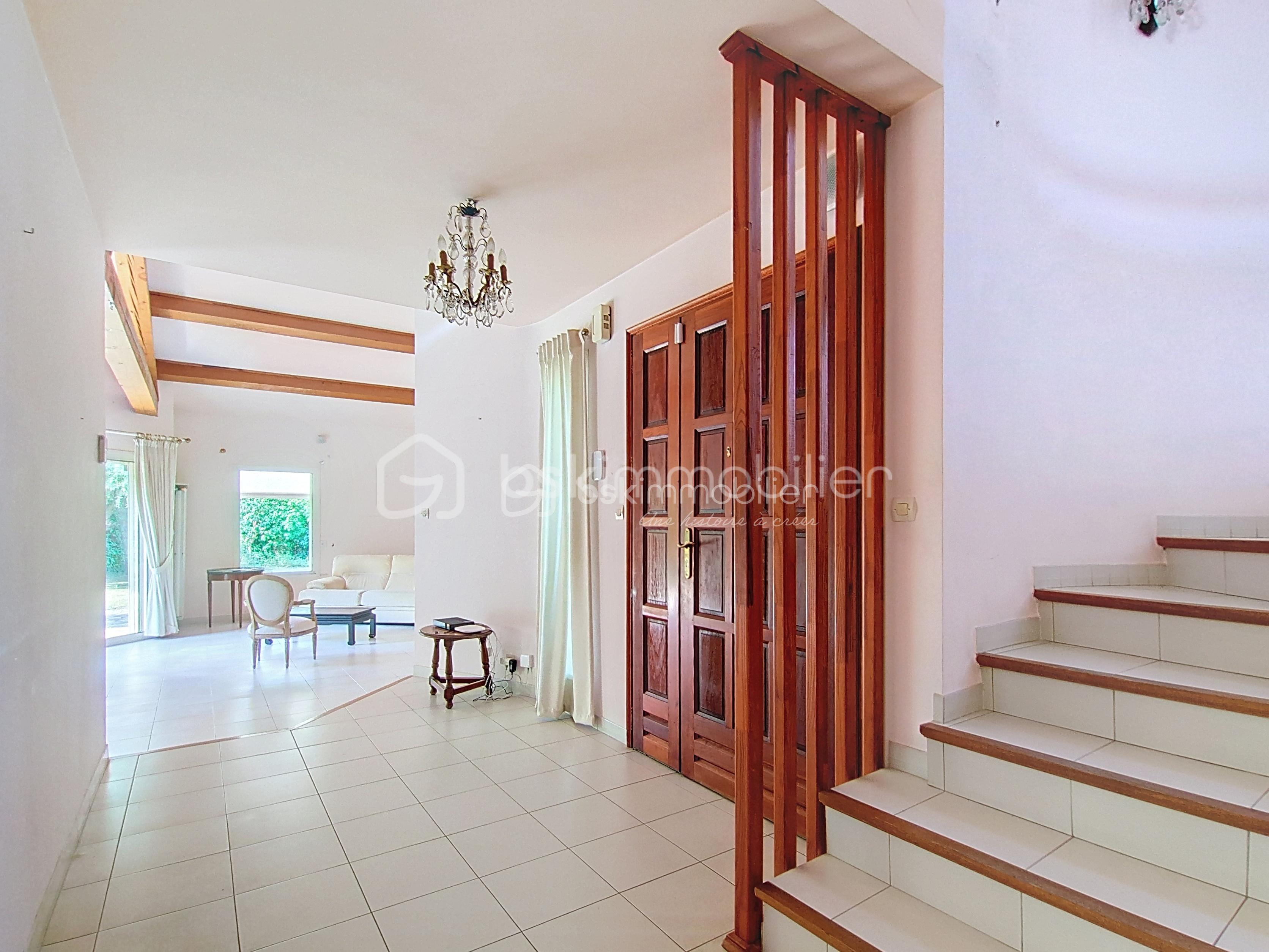 Maison de 147 m² - vue de l entree.jpg