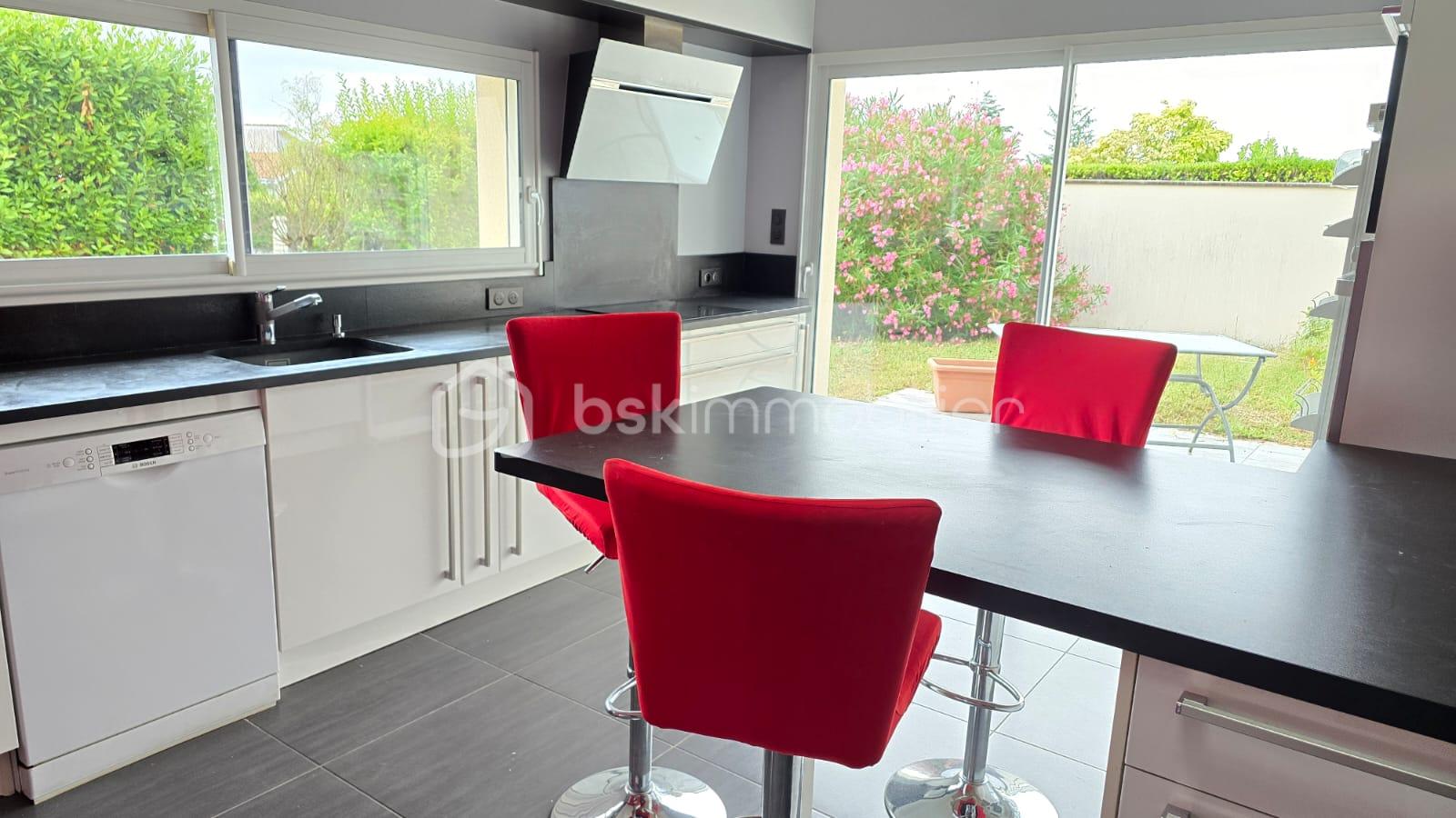 Pavillon de 186 m² - CUISINE 2.jpg