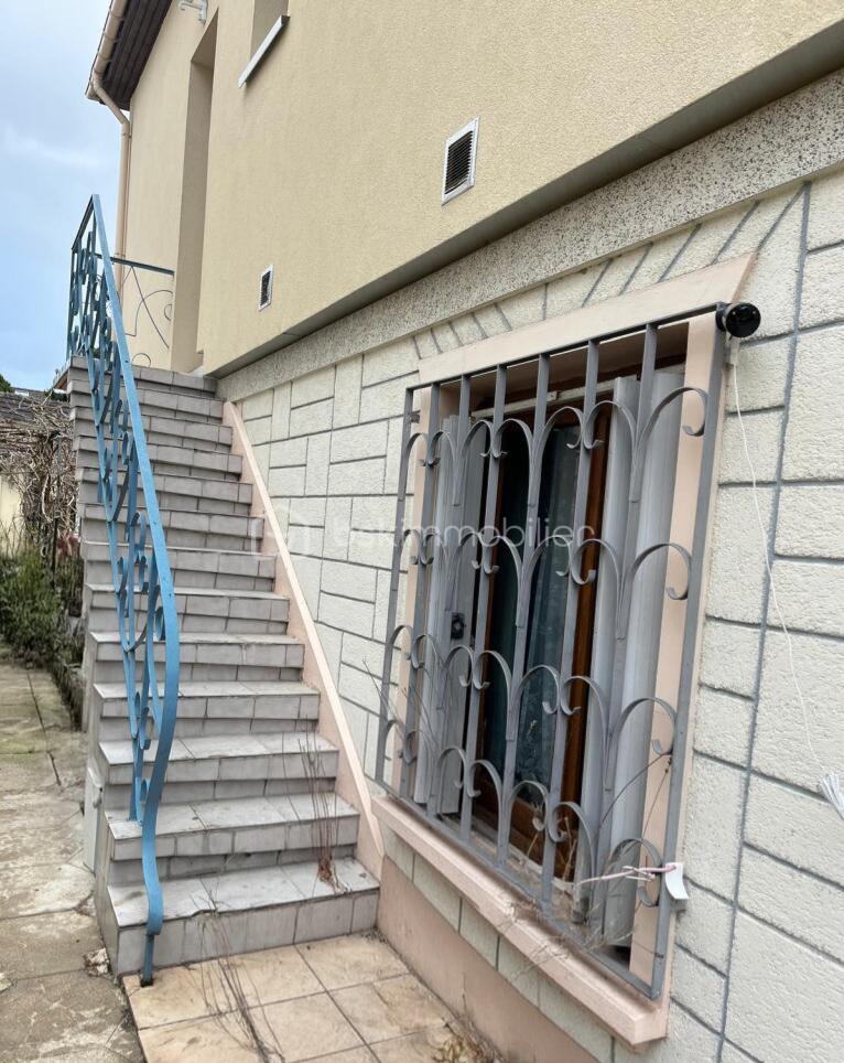 Maison traditionnelle de 162 m² - PHOTO-2021(12)(1).jpg