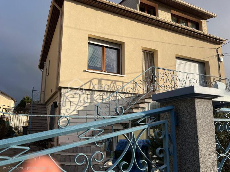 Maison traditionnelle de 162 m² - PHOTO-2021(3).jpg