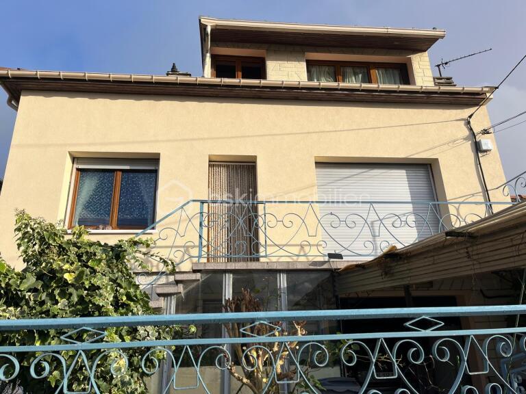 Maison traditionnelle de 162 m² - PHOTO-2021(1).jpg