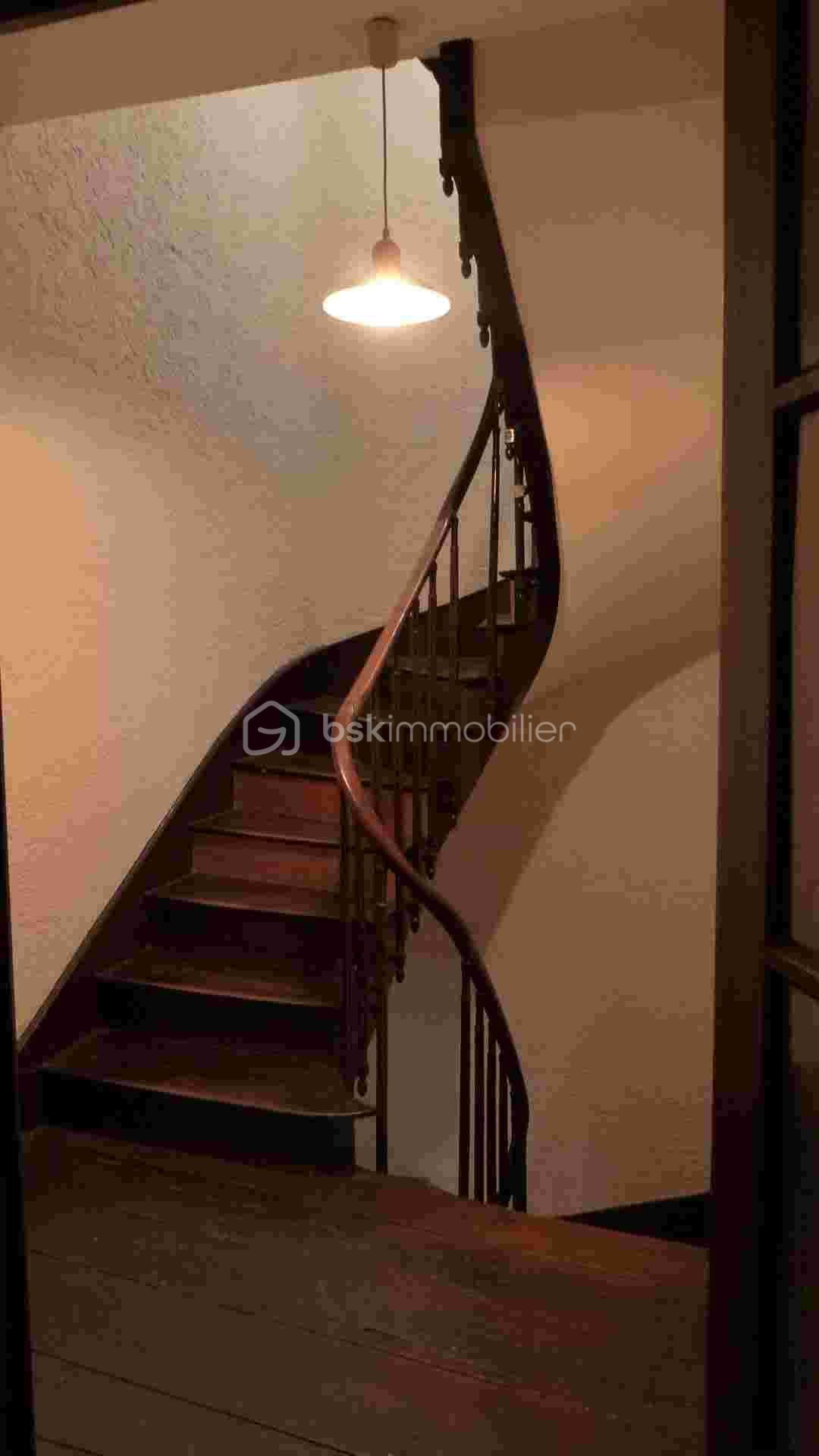 AV2.JPG