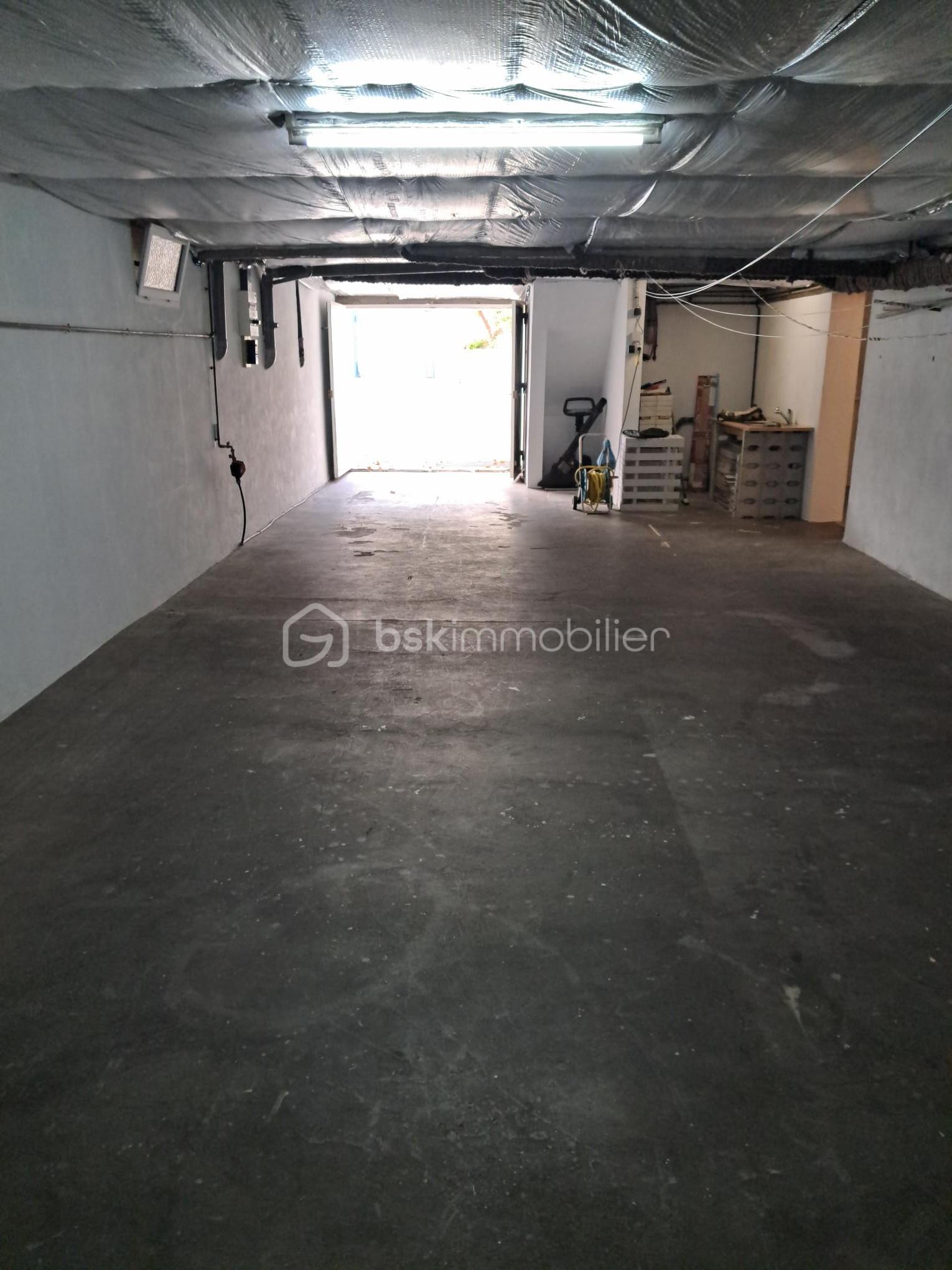 Maison d architecte de 170 m² - 4a-garage.jpg