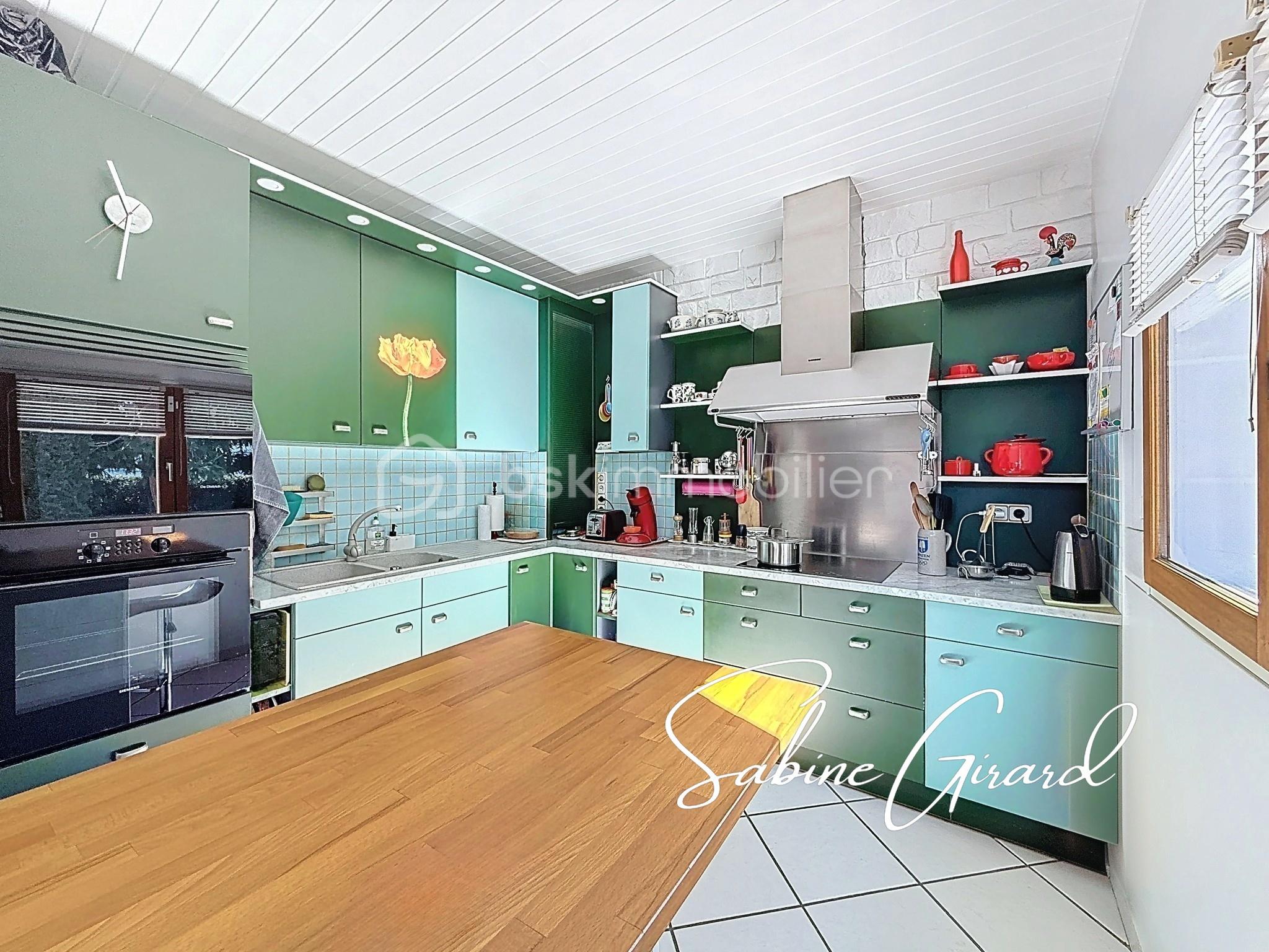 Maison de 101 m² - rue-du-vercors_00027_176800a.jpeg