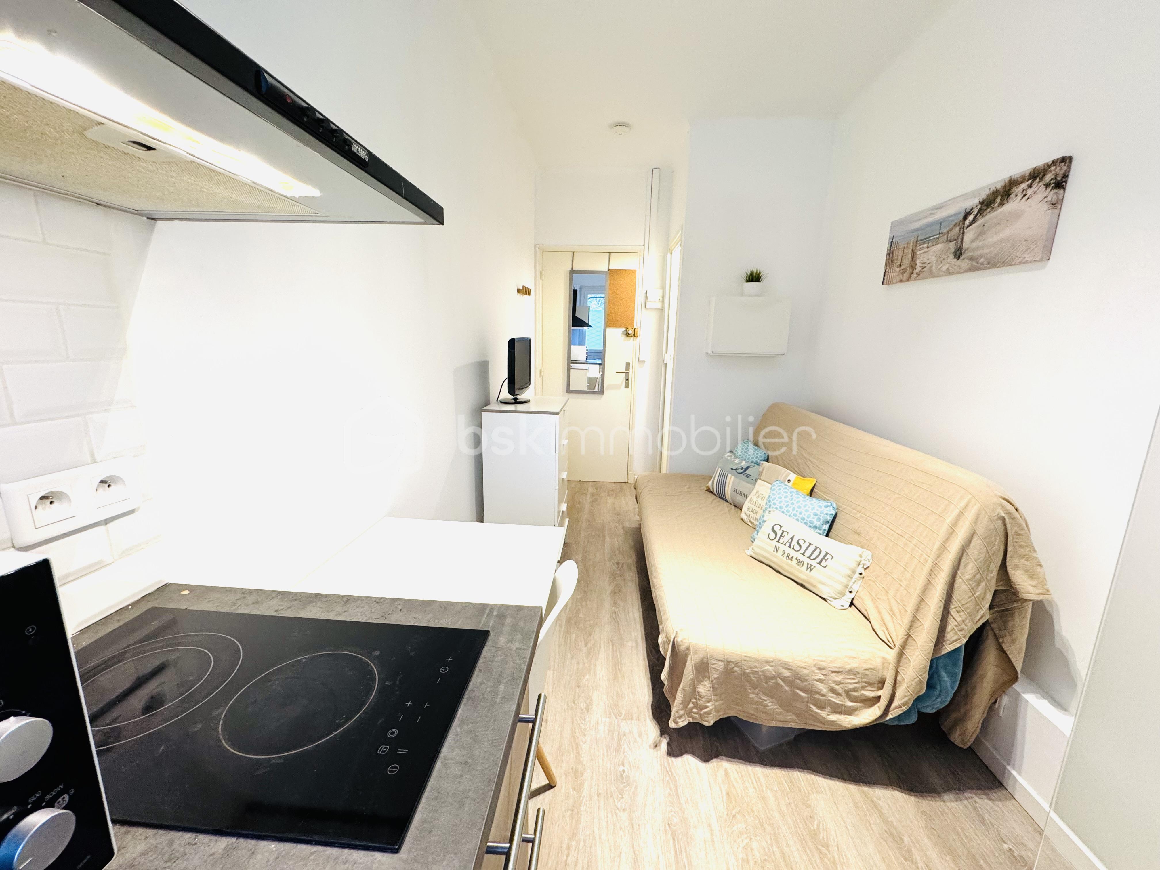 Chambre de service de 11,06 m² - IMG_1815.jpg