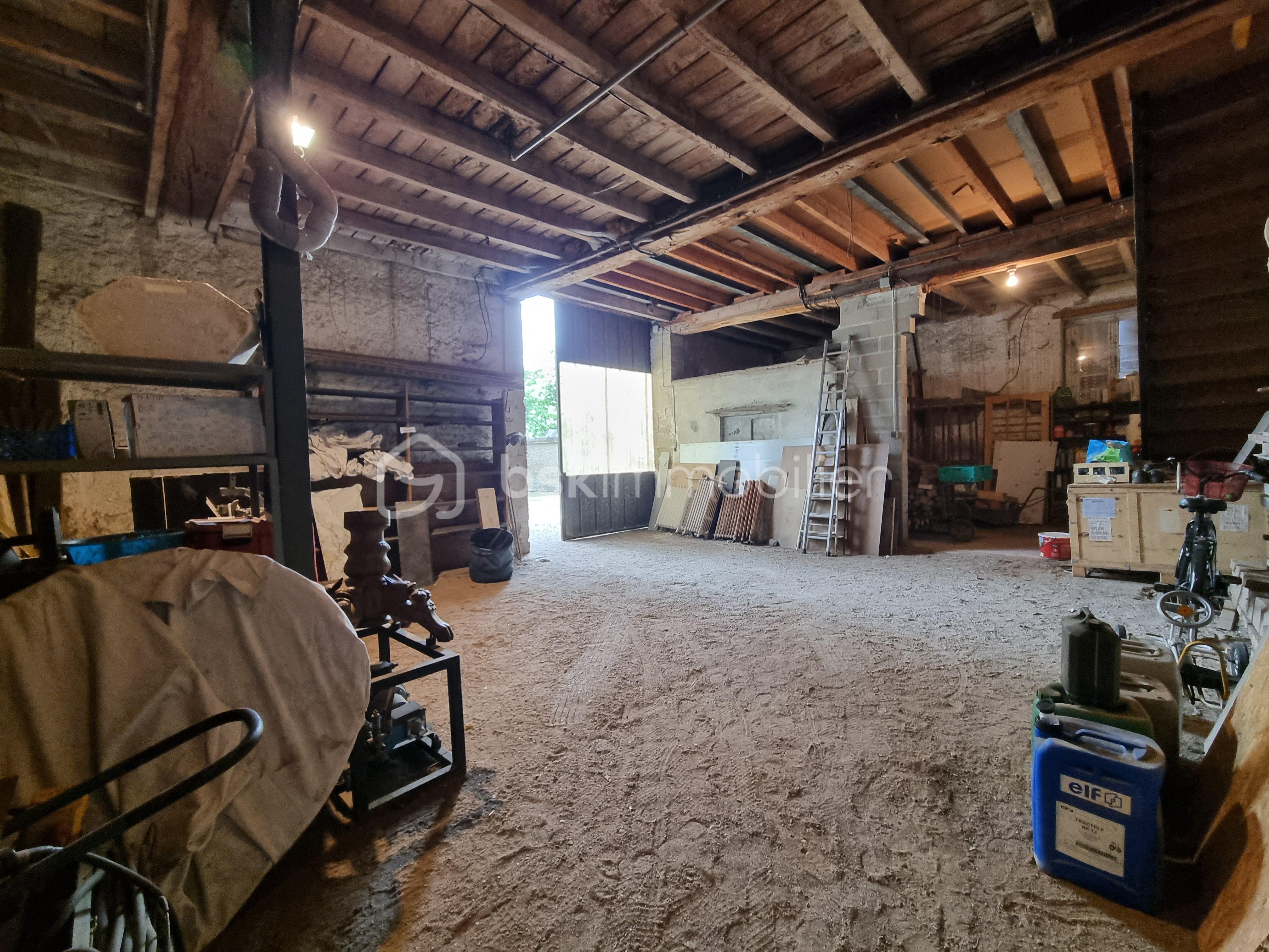 Maison ancienne de 178 m² - 20240629_104800.jpg