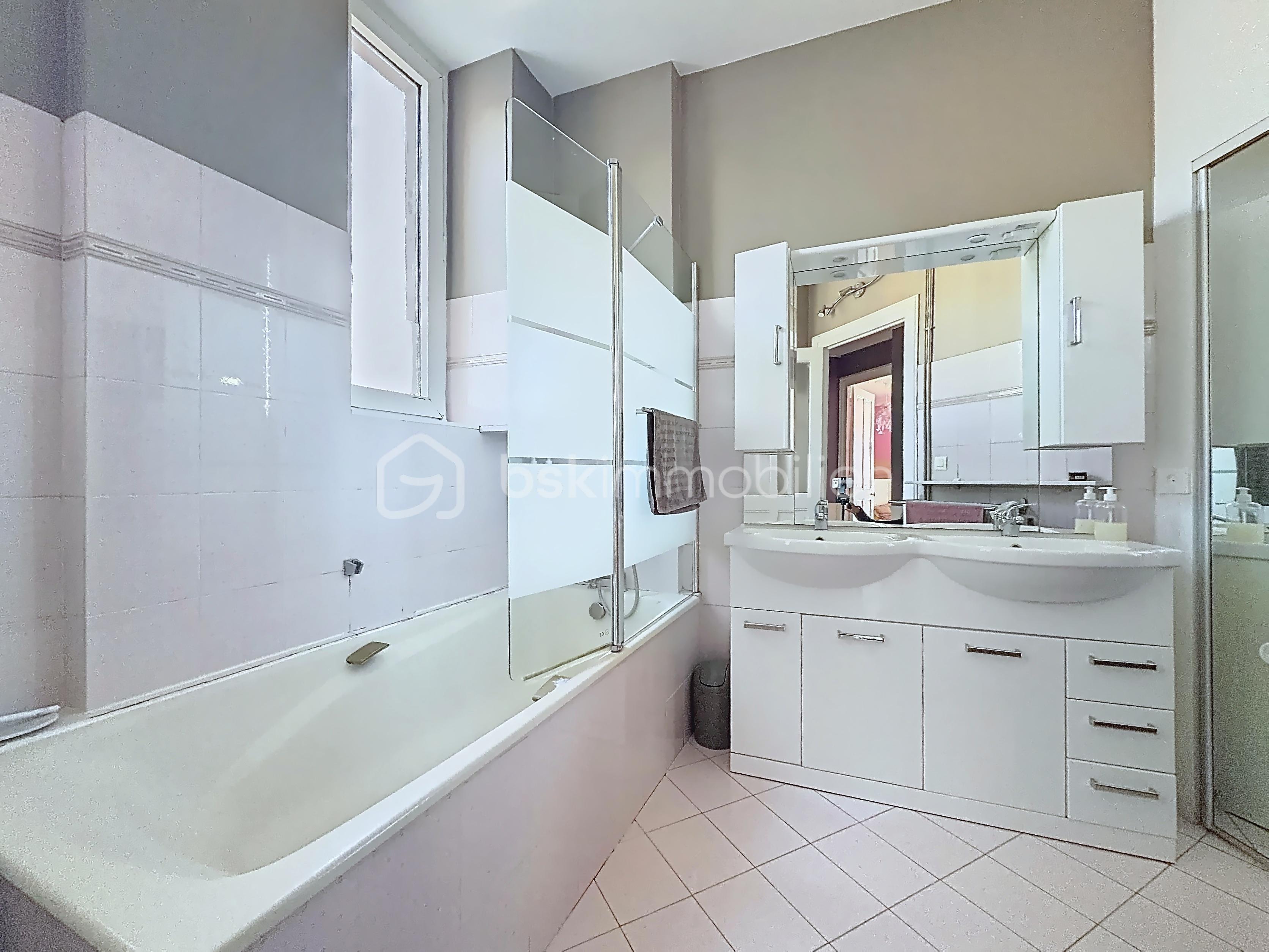 Appartement de 117 m² - feret_00011.jpeg