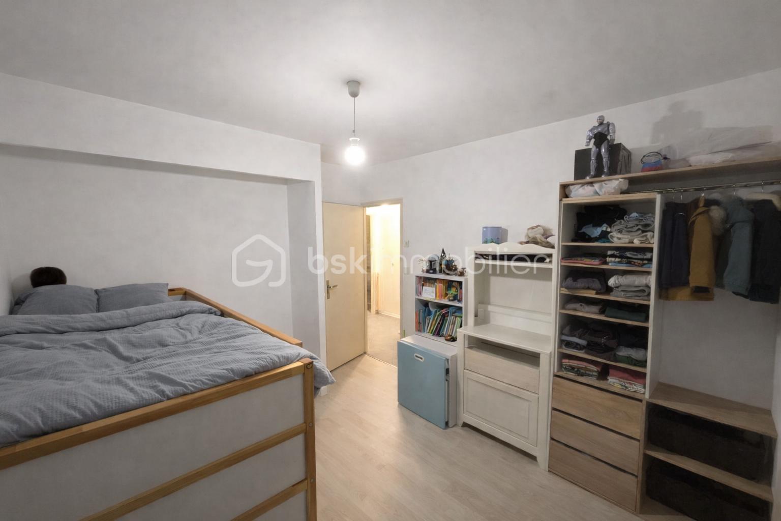 Maison de 74,18 m² - chambre 2.png