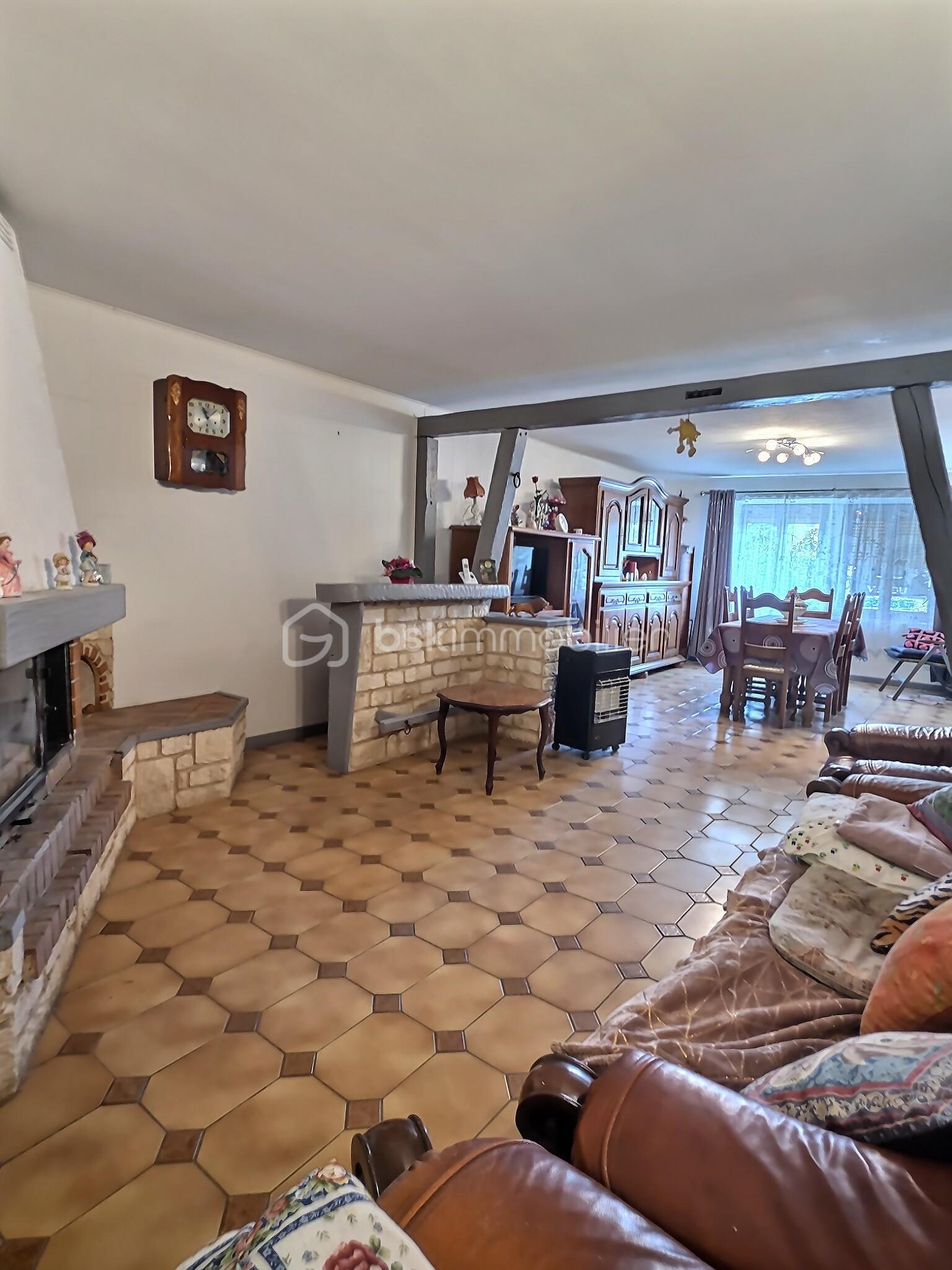 Maison de 139 m² - exposio_132625431.jpg